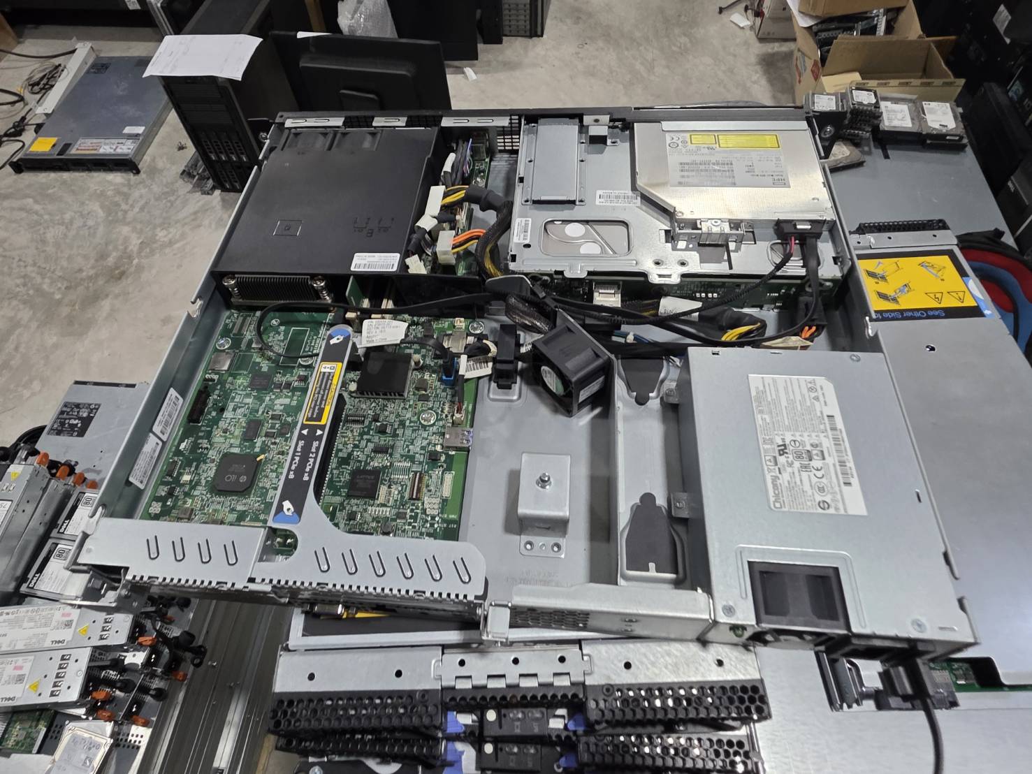 Server Hp Dl20 Gen9 E5-2609v3 Ram 8GB HDD 1TB x2 ลิขสิทธิ์ windows server 2016 แท้