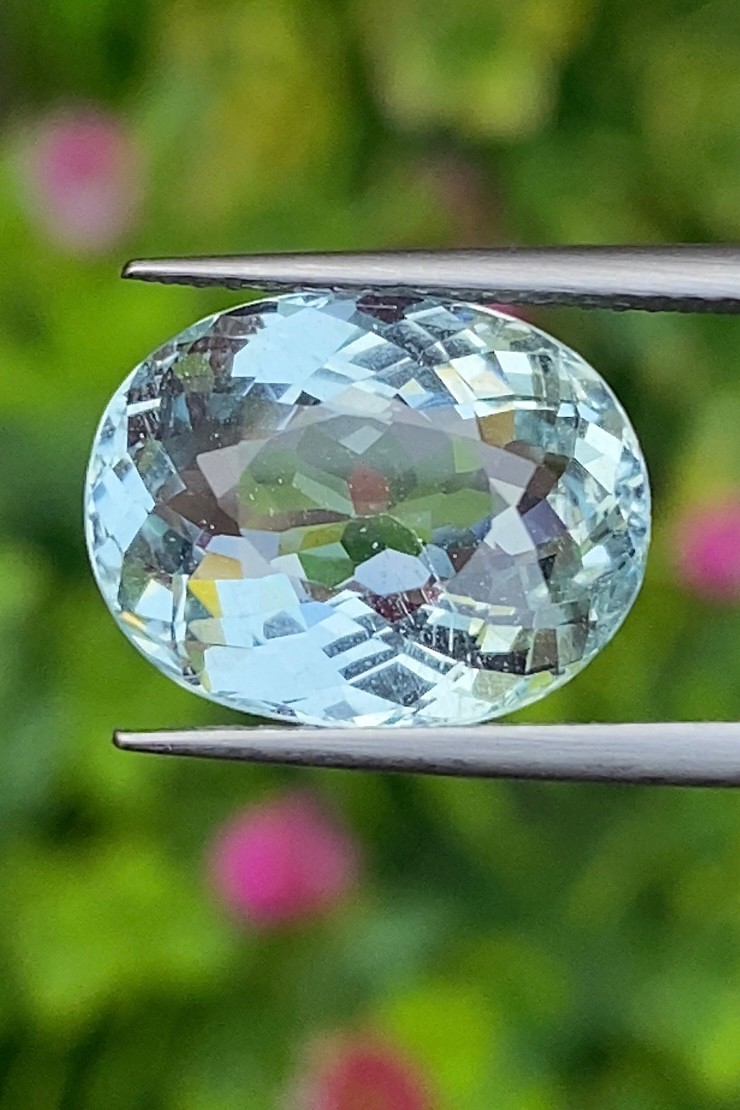 พลอย อความารีน Aquamarine 6.02 กะรัต (Cts.) พลอยแท้ อัญมณีมงคลประจําวันเกิด เครื่องประดับพลอย