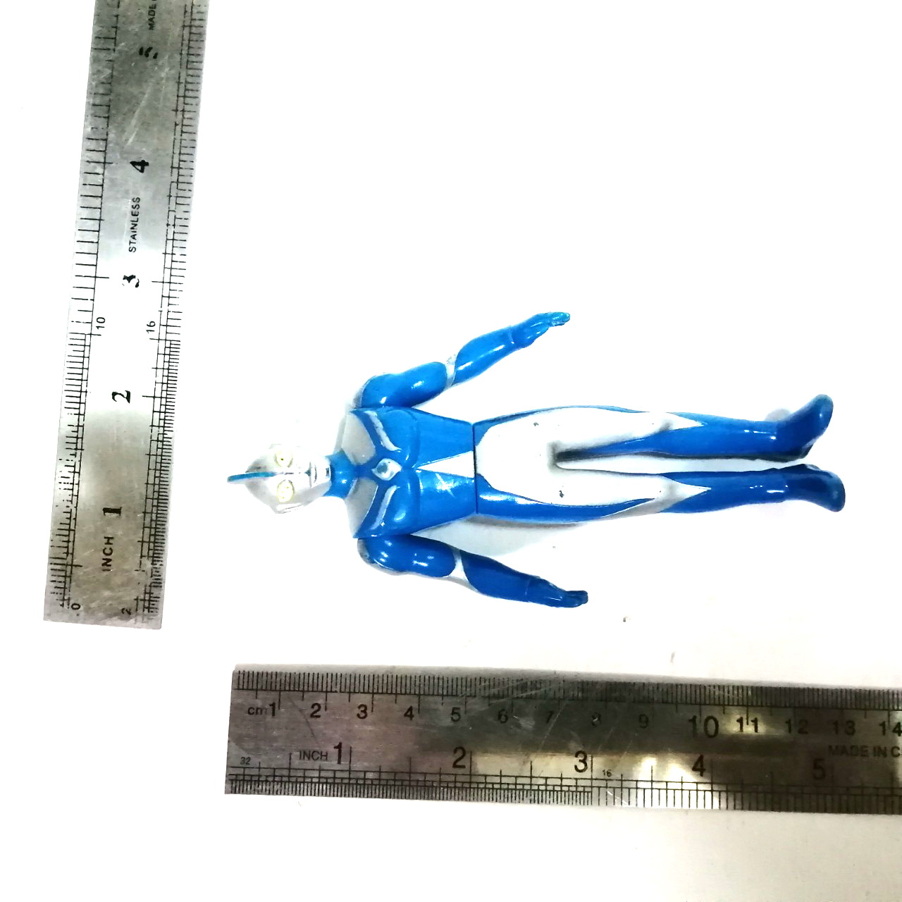 ซอฟ 5-5.5 นิ้ว อุลตร้าแมนคอสมอส ลูน่าโหมดขนาดตามรูป **มีตำหนิ ตามภาพ