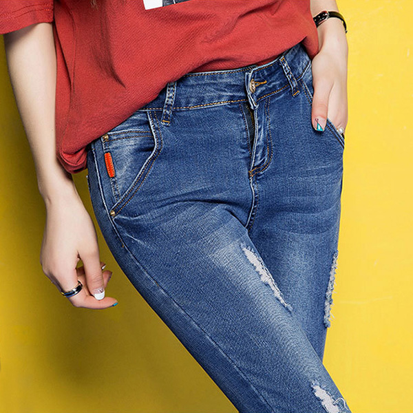 กางเกงยีนส์ทรงสกินนี่ ขายาวแปดส่วน แต่งขาแนวเซอร์ (11932X)