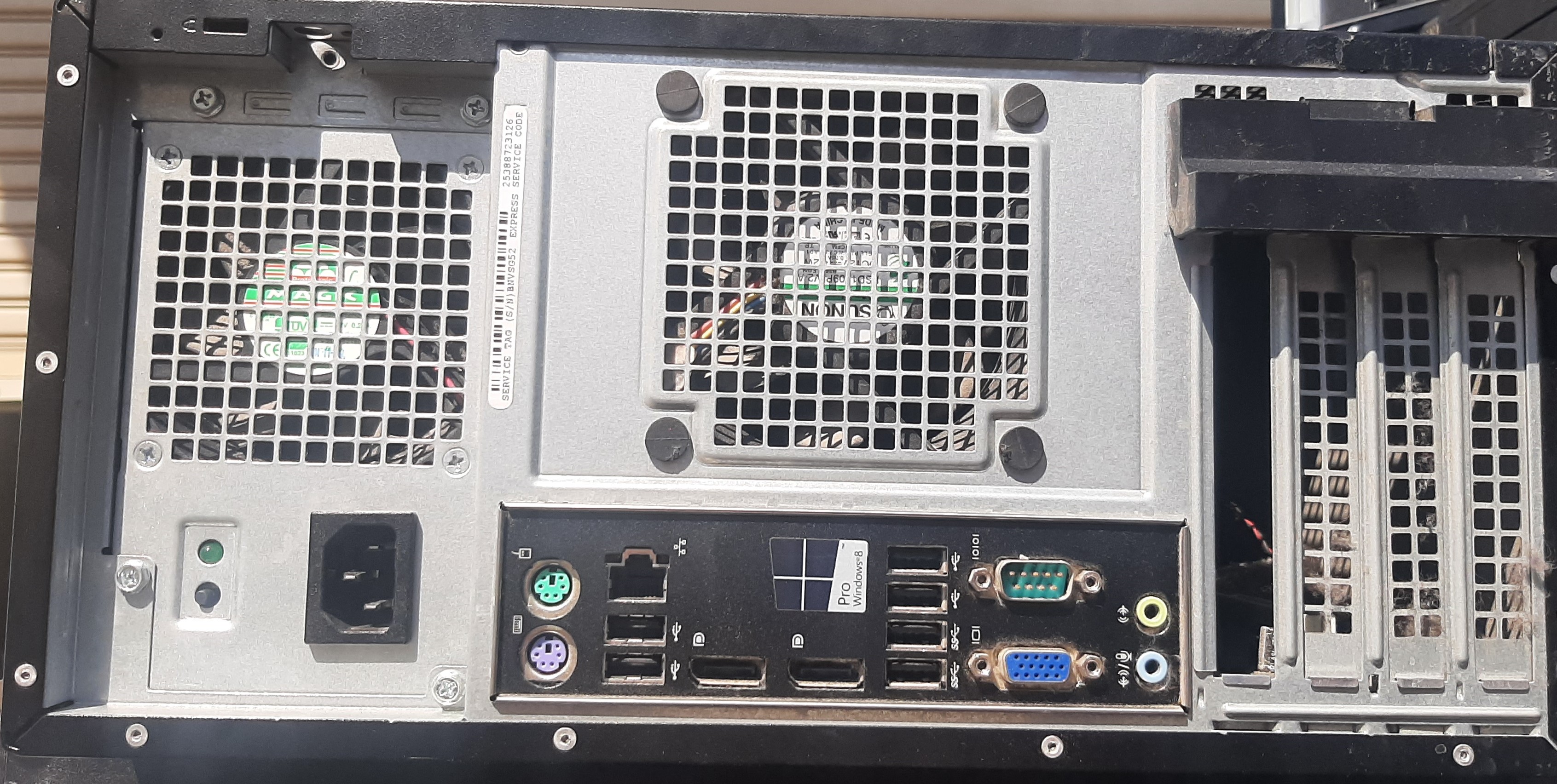 เวิร์กสเตชั่นมือสอง Dell Precision T1700 เครื่องเปล่า (เคส + บอร์ด + พาวเวอร์) รองรับ CPU Xeon V3 และ Core i Gen 4 ประกันร้าน 1 เดือน ดูแลดี