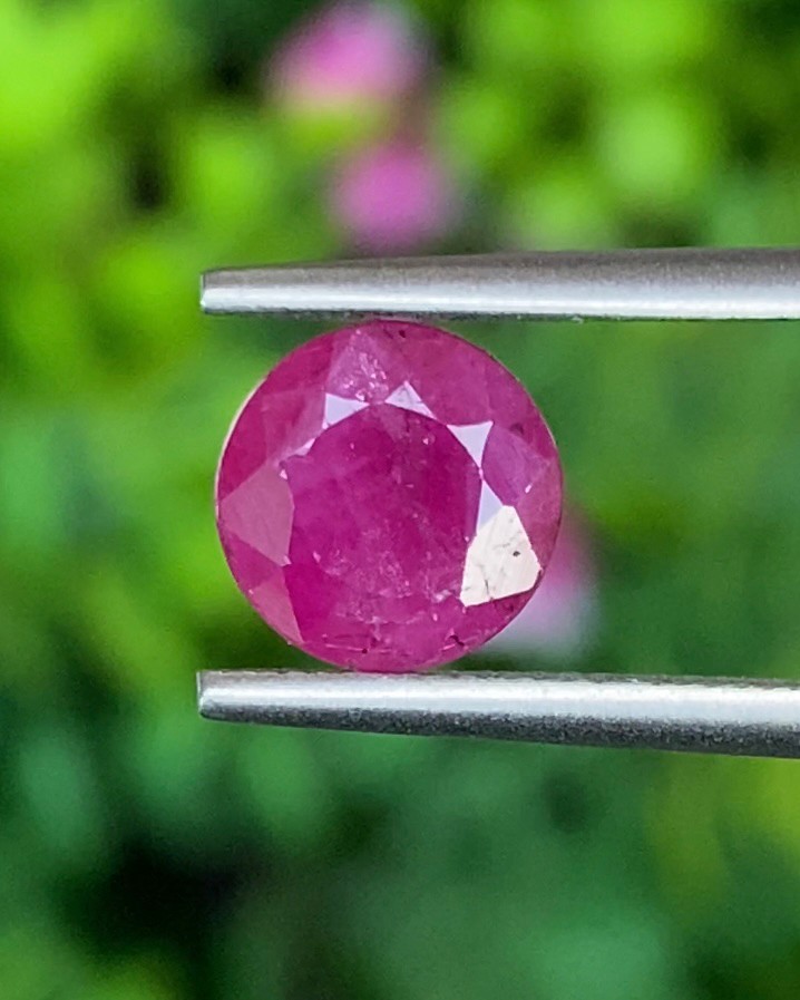 พลอย ทับทิม พม่า (Burmese Ruby Sapphire) 2.20 กะรัต พร้อมใบเซอร์ พลอยแท้ อัญมณีมงคลประจําวันเกิด เครื่องประดับพลอย