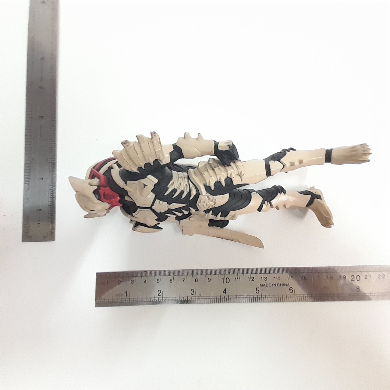 มีหลายภาพ,ซอฟ 6.5-7นิ้ว mechazam (เมก้าแซม ) มือสองสภาพดี มีรอยบ้างไม่พบบ่อย