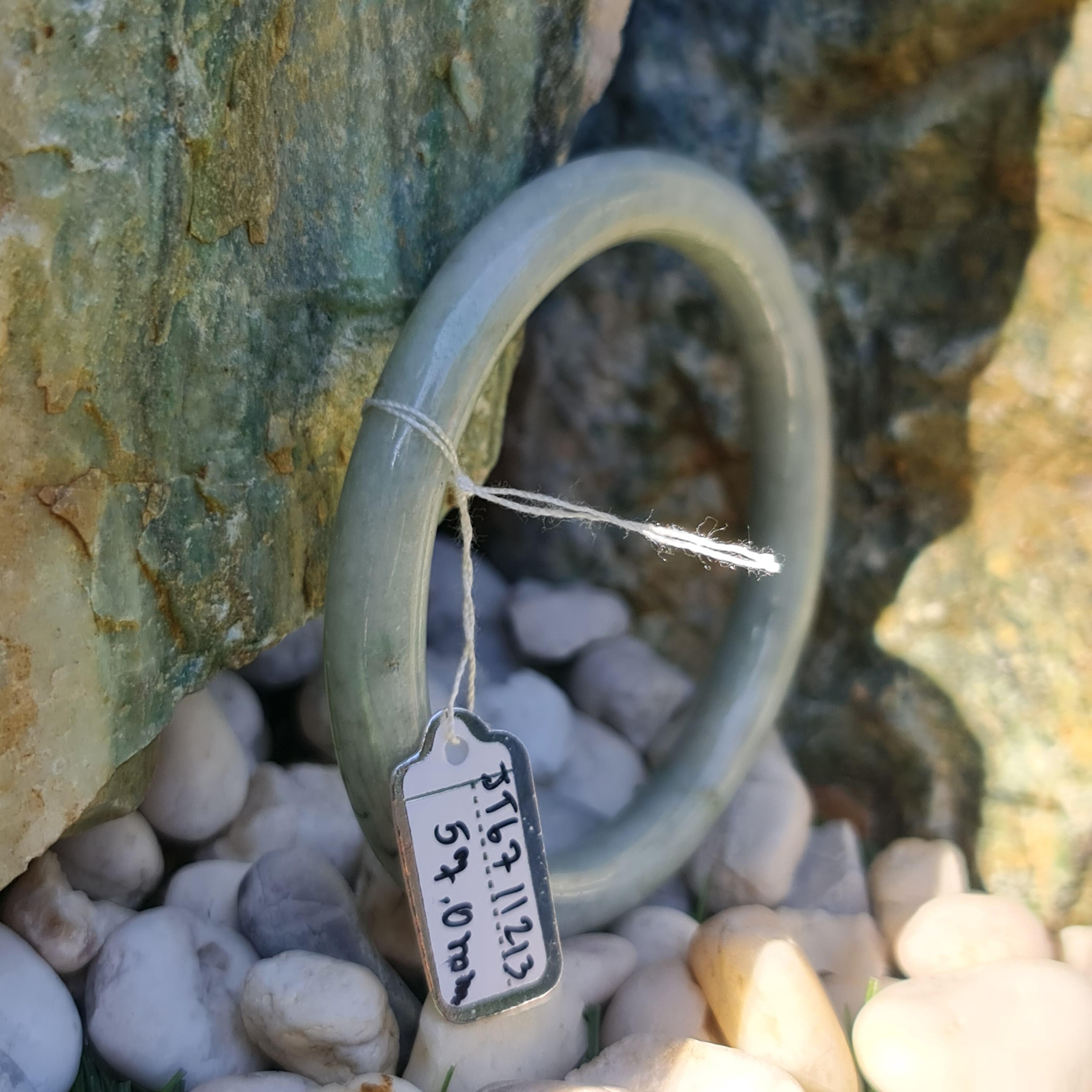 JB6711213 หยก พม่า แท้ Jade กำไลหยก 57.0 มม. (Jadeite bracelet) พม่า (Myanmar)