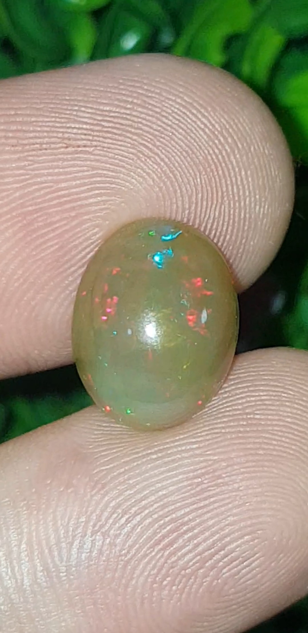 พลอย โอปอล Opal 3.84 กะรัต (Cts.) พลอยแท้ อัญมณีมงคลประจําวันเกิด เครื่องประดับพลอย