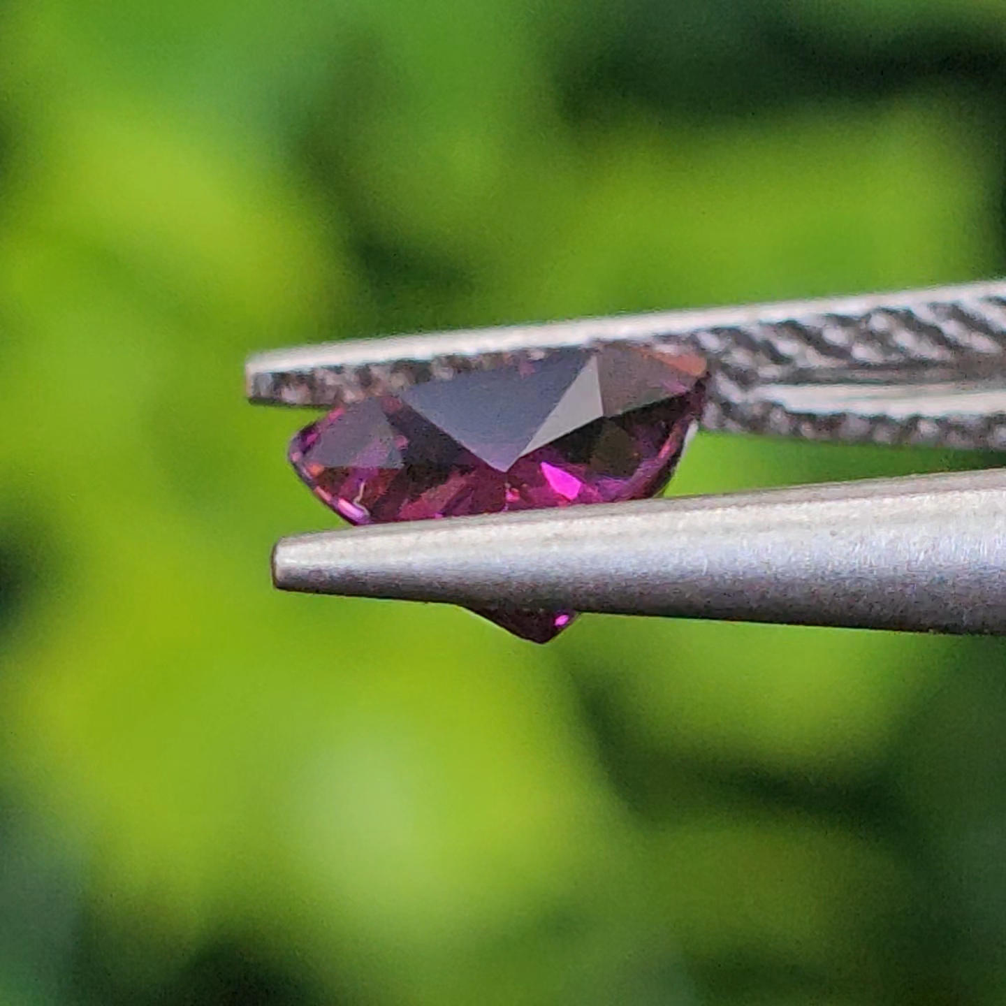 พลอย อุมบาไลต์ การ์เน็ต Umbalite Garnet 1.16 กะรัต (Cts.) ดิบ Unheated ลอยแท้ อัญมณีมงคลประจําวันเกิด เครื่องประดับพลอย