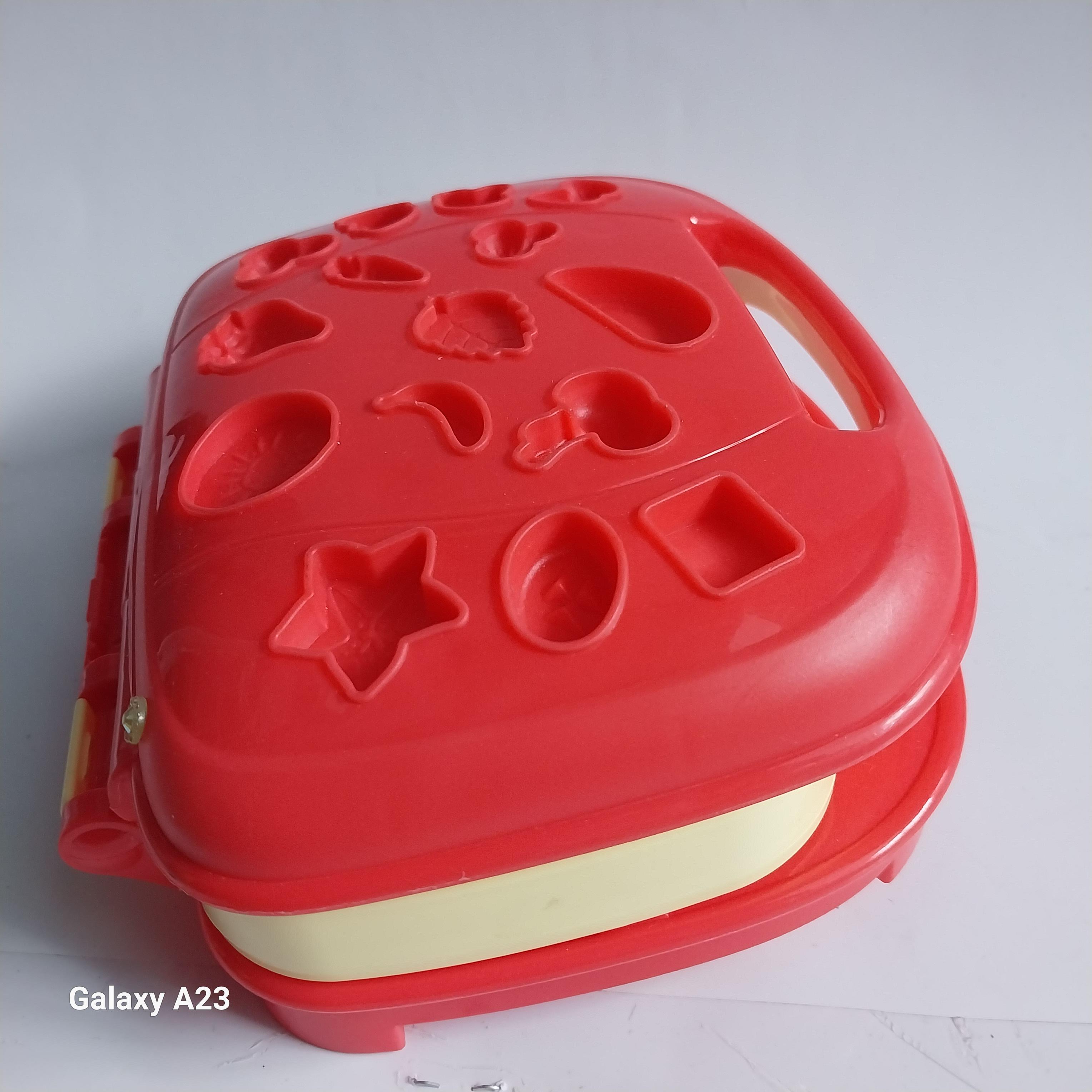 มีหลายภาพ Govoy ของเล่นกับดินน้ำมัน เพื่อทำชุดอาหารเช้า