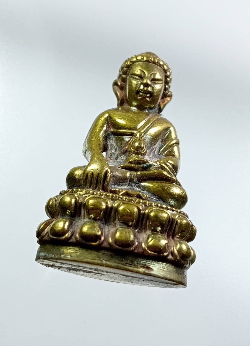 ก860 พระกริ่งอนุตตโร 60ปี หลวงพ่อยุทธ วัดประสาทพรหม จ.ปราจีนบุรี ปี2561