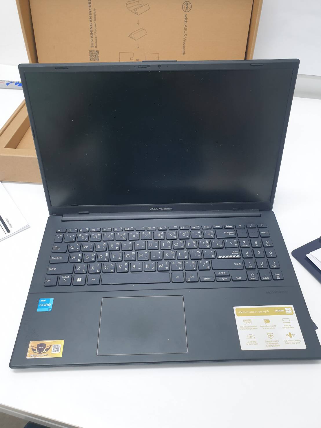 Asus Vivibook Notebook i3 gen12 i3-N305 Ram 8GB m.2 512 ใหม่มากมีกล่องมีประกัน