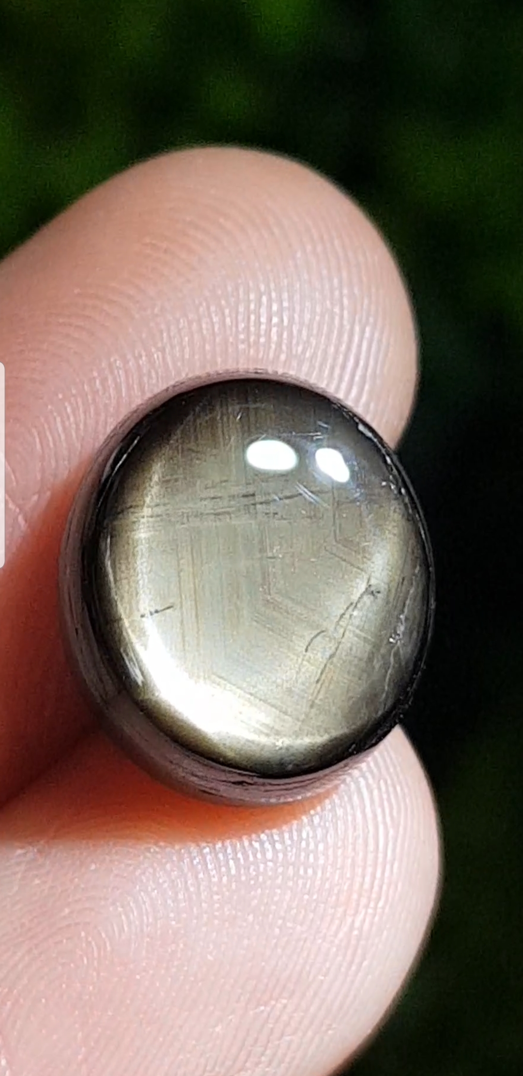 พลอย แบล็ค สตาร์ แซฟไฟร์ Black Star Sapphire 12.05 กะรัต (Cts.) ดิบ Unheated พร้อมใบเซอร์ พลอยแท้ อัญมณีมงคลประจําวันเกิด เครื่องประดับพลอย