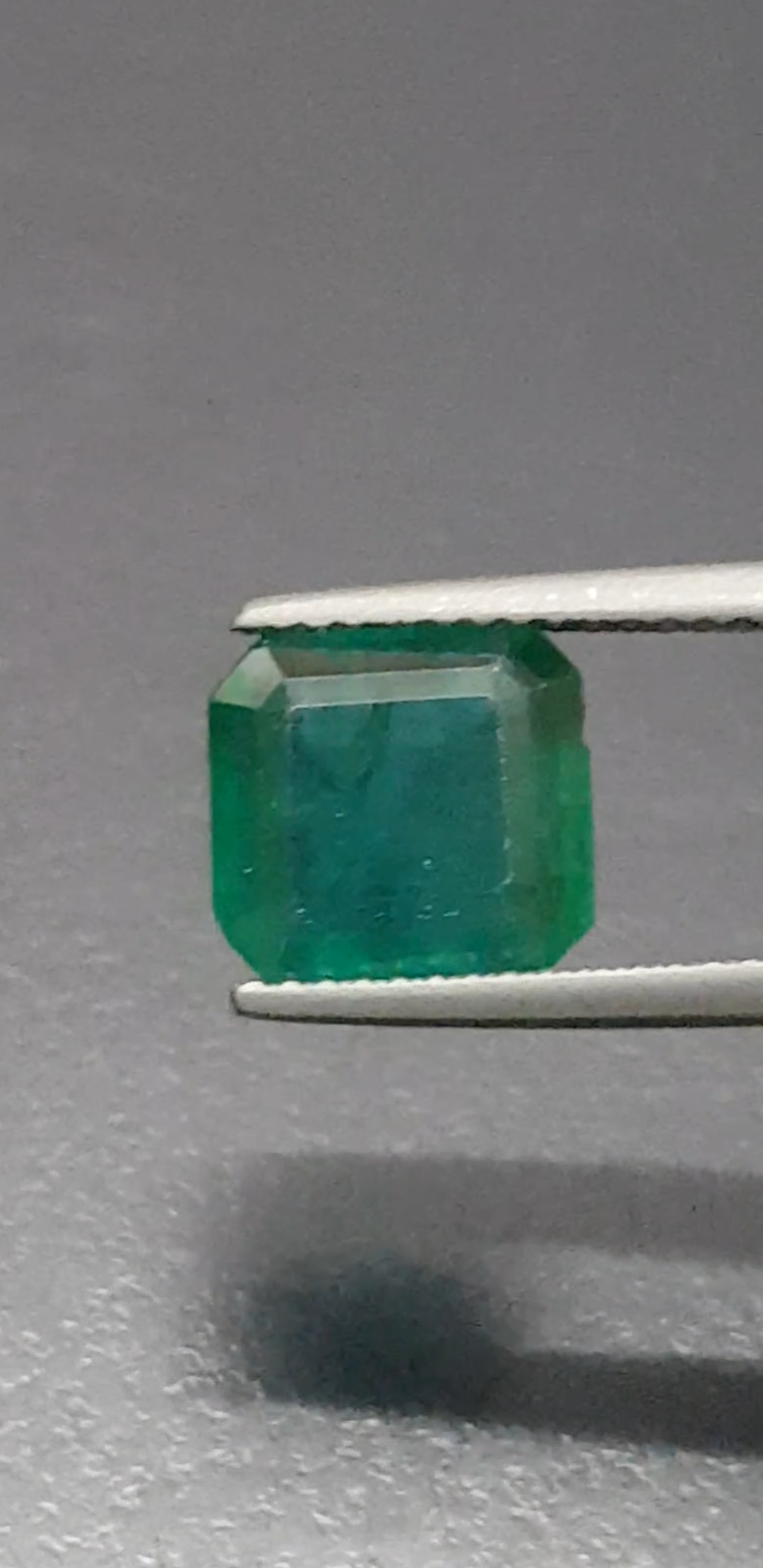 พลอย มรกต Natural Emerald 祖母绿 แซมเบีย 2.80 กะรัต (Cts.克拉)