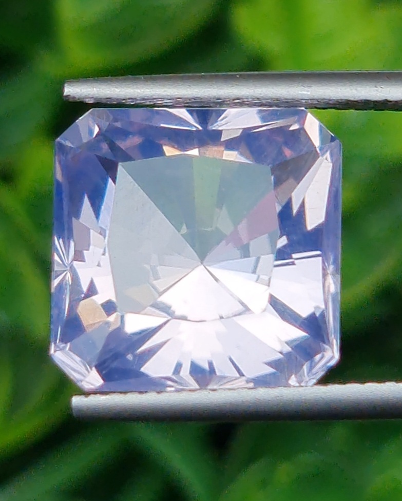 พลอย ลาเวนเดอร์ ควอตซ์ Lavender Quartz 9.355 กะรัต (Cts.) พลอยแท้ อัญมณีมงคลประจําวันเกิด เครื่องประดับพลอย