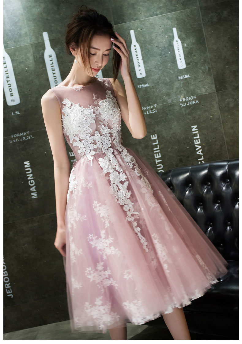 Pre-order ชุดราตรียาว แขนกุด ผ้าตาข่าย แต่งลูกไม้ สีชมพูหวาน มีซิป