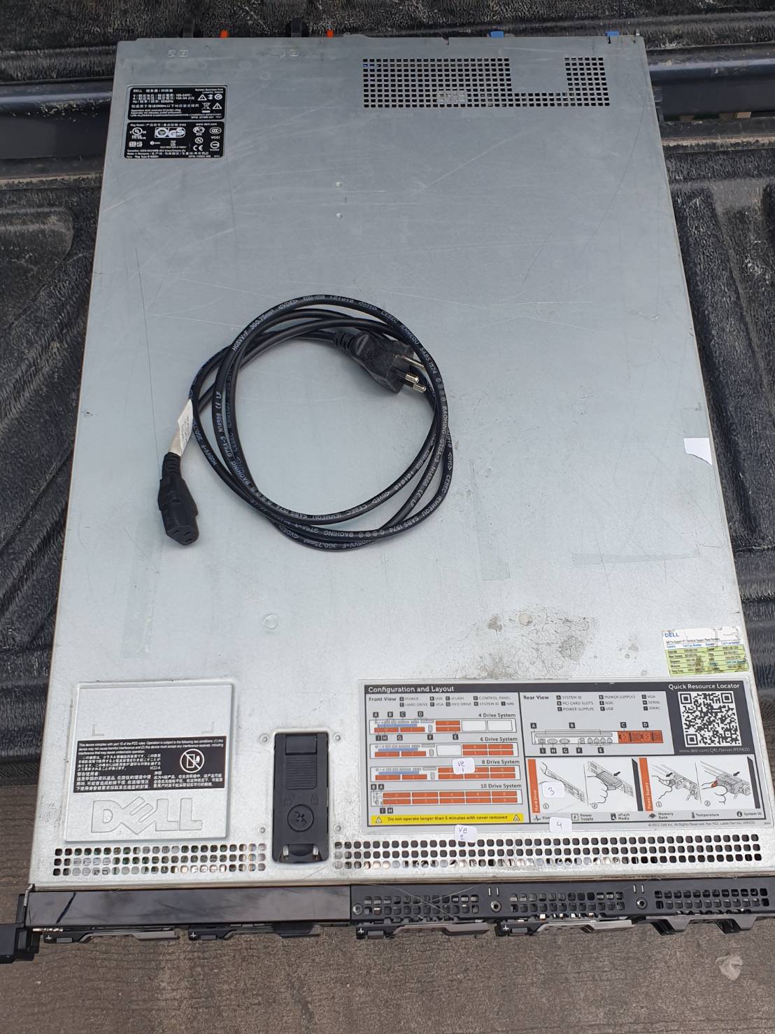 Dell R620 E5-2650v2 x2 ram 128 GB SSD 200GBx2 SAS 600x4 Power x2