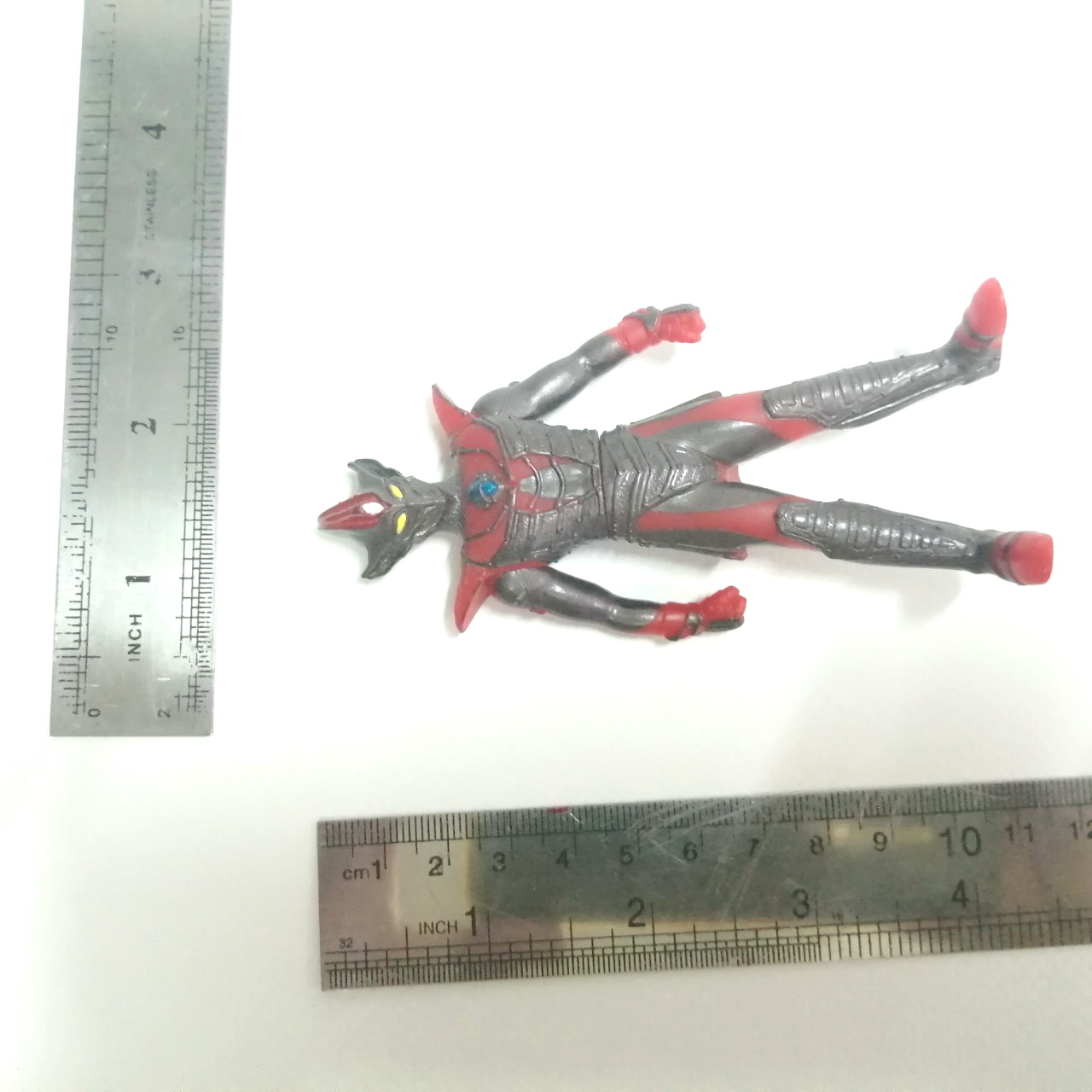 ซอฟ 4 นิ้ว สัตว์ประหลาด โบก้า (Bogar) สัตว์ประหลาดเขมือบสิ่งมีชีวิตทุกชนิดตัวร้ายจากอุลตร้าแมนเมบิอุส สภาพดีมีรอยบ้าง ขนาดตามภาพ ค่อนข้างหายาก