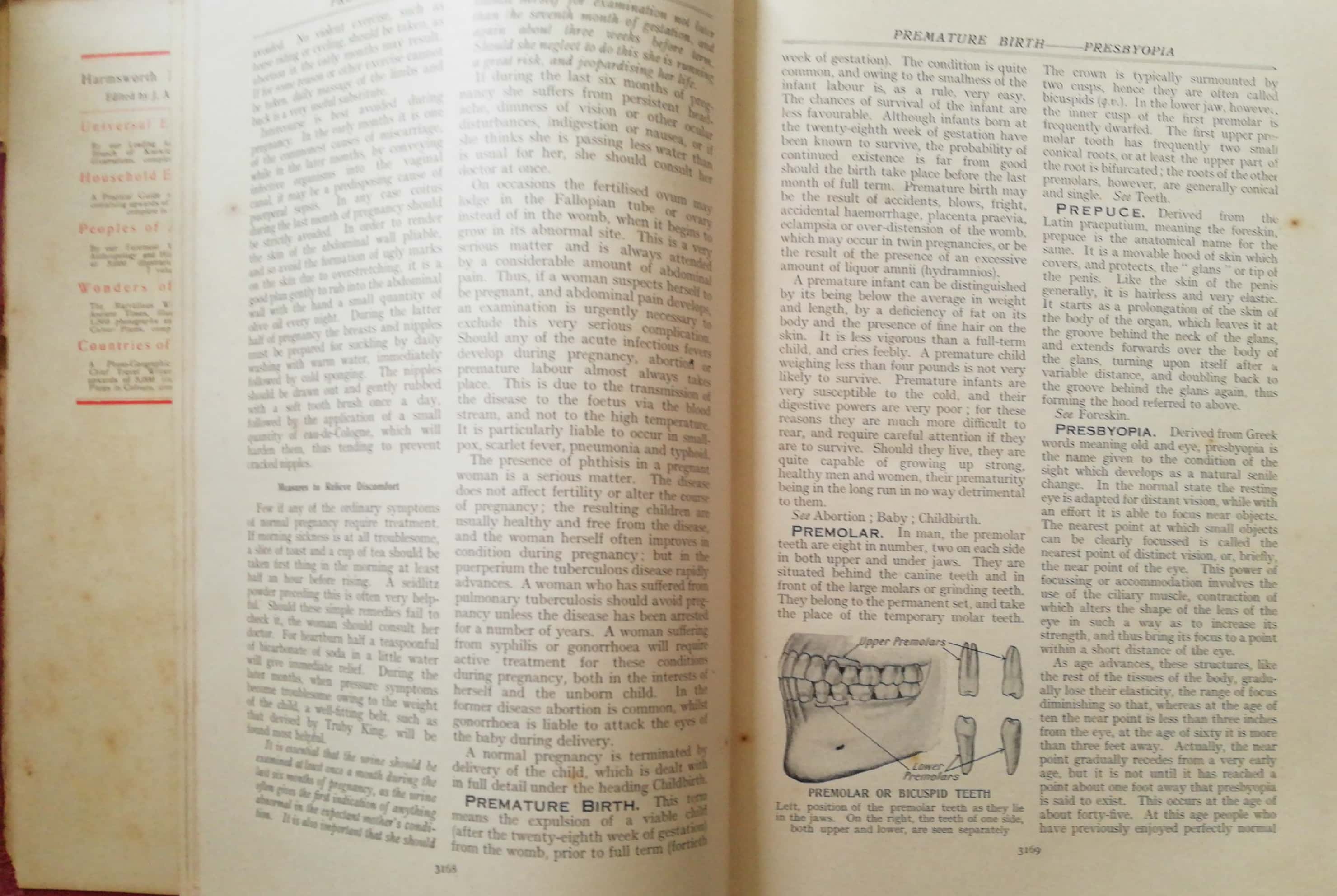 นิตยสารทางการแพทย์เก่า ฉบับภาษาอังกฤษ HARMSWORTH'S HOME DOCTOR& ENCYCLOPEDIA OF GOOD HEALTH**หนังสือเก่ามีตำหนิตามภาพ