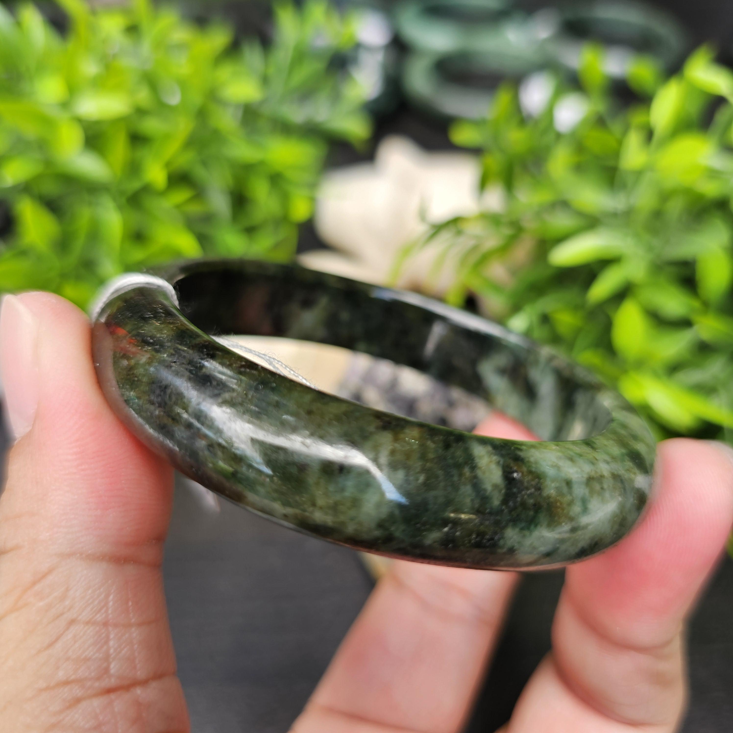 JB6804007 หยก พม่า แท้ Jade กำไลหยก 61.9 มม. (Jadeite bracelet) พม่า (Myanmar)