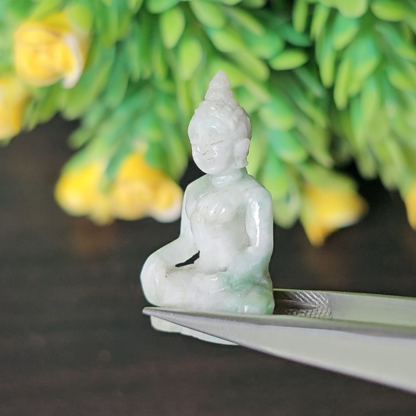 หยก แกะสลัก รูป พระ (Burmese jadeite) 16.25 กะรัต (cts.) หยก พม่า แท้