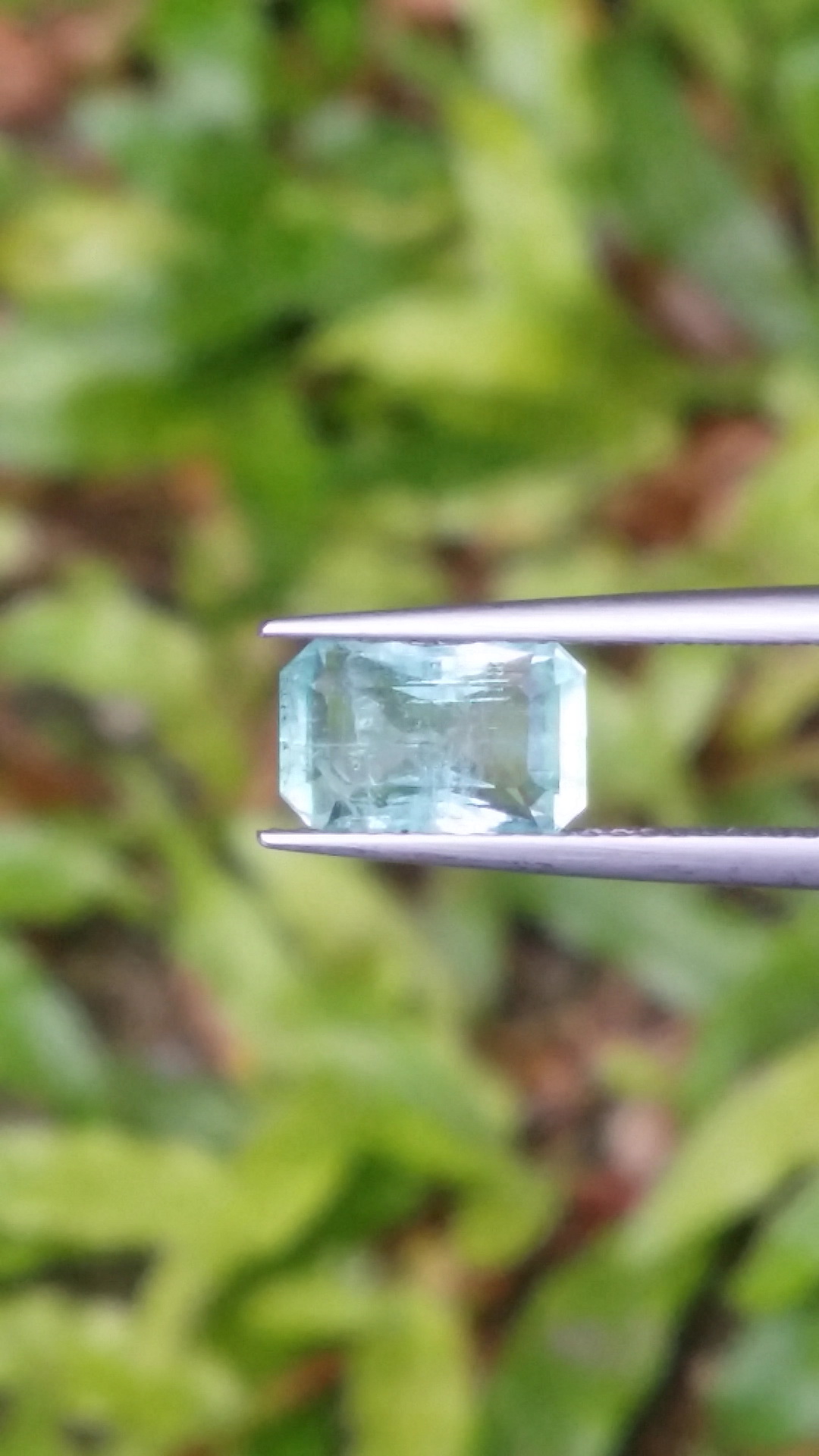 พลอย มรกต Natural Emerald 祖母绿 ไนจีเรีย 1.35 กะรัต (Cts.克拉)