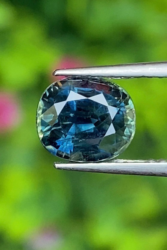 พลอย ไพลิน Blue Sapphire 2.58 กะรัต (Cts.) พลอยแท้ อัญมณีมงคลประจําวันเกิด เครื่องประดับพลอย