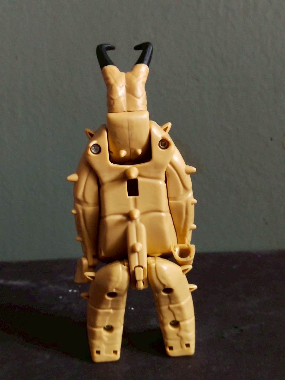 ฟิกเกอร์ ไข่ (ไคจูเอ้ก) ***ขาดมือแส้และหาง ขายตามสภาพ สัตว์ประหลาดคูดอน ขนาดตามรูป แปลงร่างได้ตามภาพ ของไม่ครบ