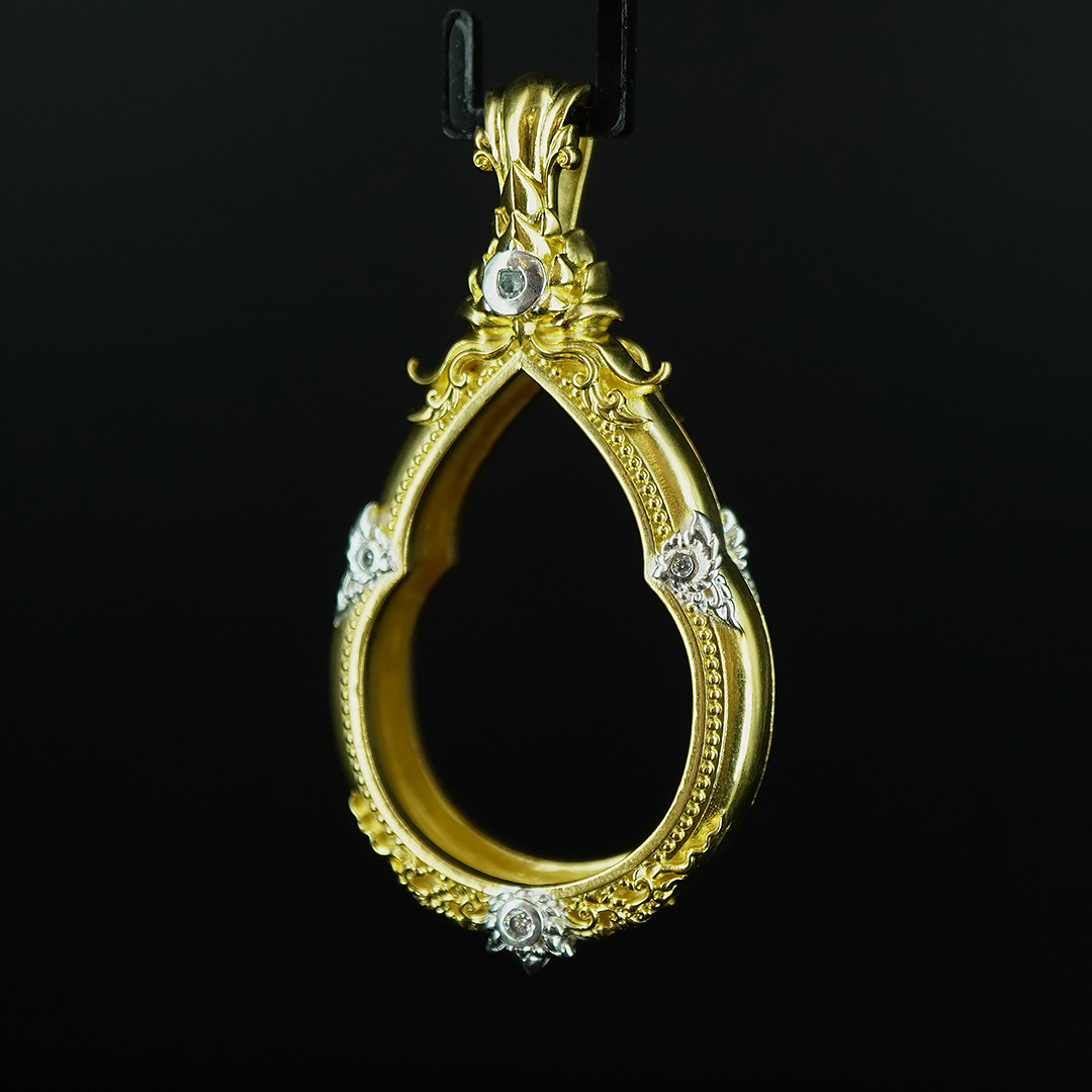 (แบบที่8.1) กรอบเนื้อบรอนซ์ชุบทอง สำหรับองค์พระขนาด ความสูง 3 เซนติเมตร ความกว้าง 2.1 เซนติเมตร