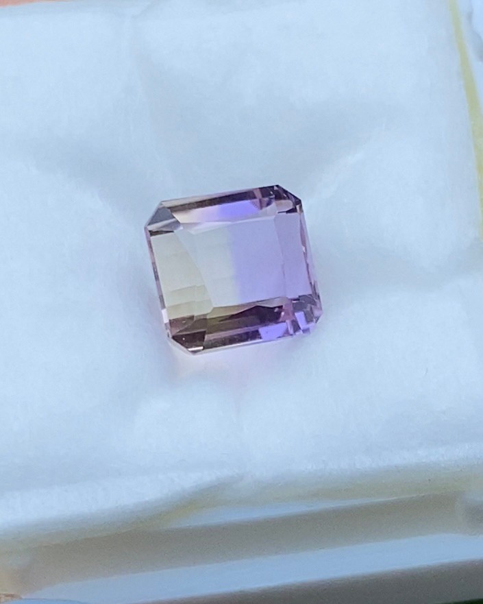 พลอย อเมทริน Natural Ametrine 4.32 กะรัต (Cts.) พลอยแท้ อัญมณีมงคลประจําวันเกิด เครื่องประดับพลอย