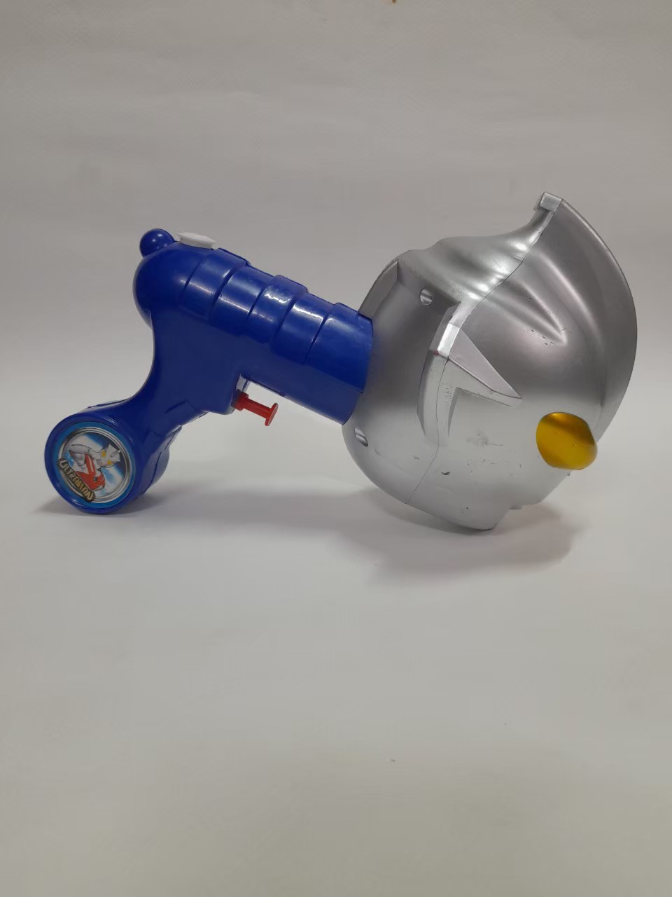 มีหลายภาพ,ปืนฉีดน้ำงานเอเพกซ์ทอยสำหรับสะสม อุลตร้าแมนไทก้า มือสองสภาพดีมีรอยบ้าง