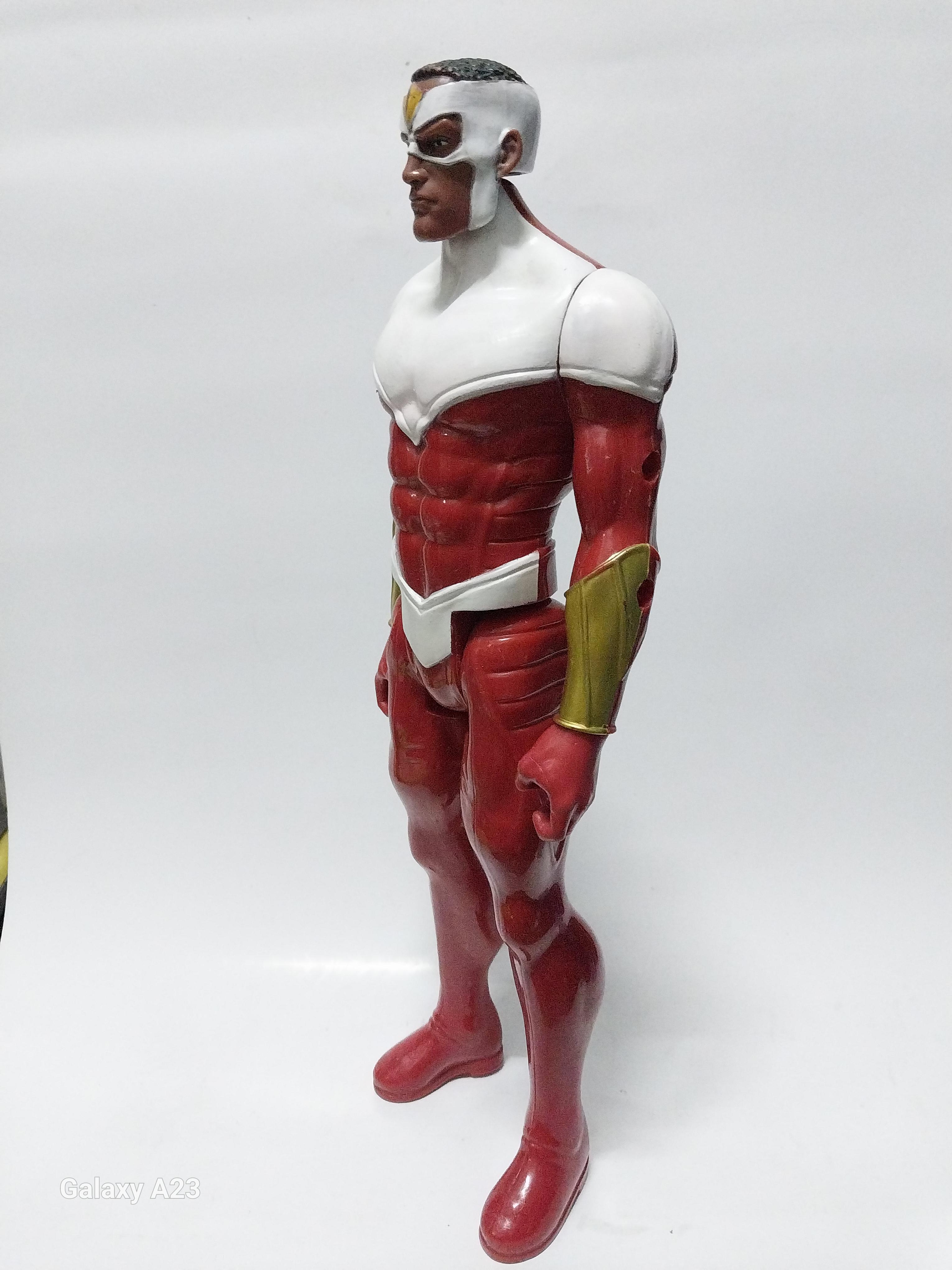 มีหลายภาพ ฟิกเกอร์ฮอฟแมน ซ่อมสีบริเวณสีขาว ขนาด 12 นิ้ว แขนซ้ายหลวมเล็กน้อย ตามภาพ ของแท้มีตราปั๊มใต้เท้า