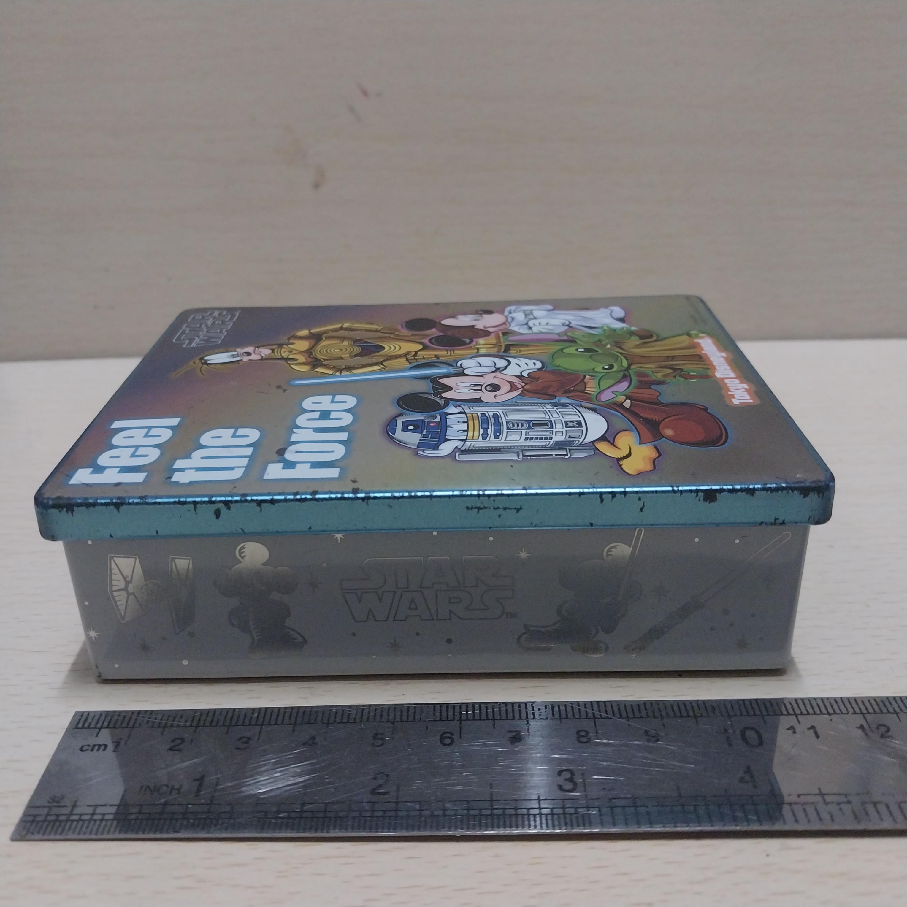 มีหลายภาพ มีรอยบ้าง ตามภาพ, กล่องโลหะลายสตาร์วอร์ ขนาดตามภาพ Star Wars Feel the Force ,Tokyo Disneyland