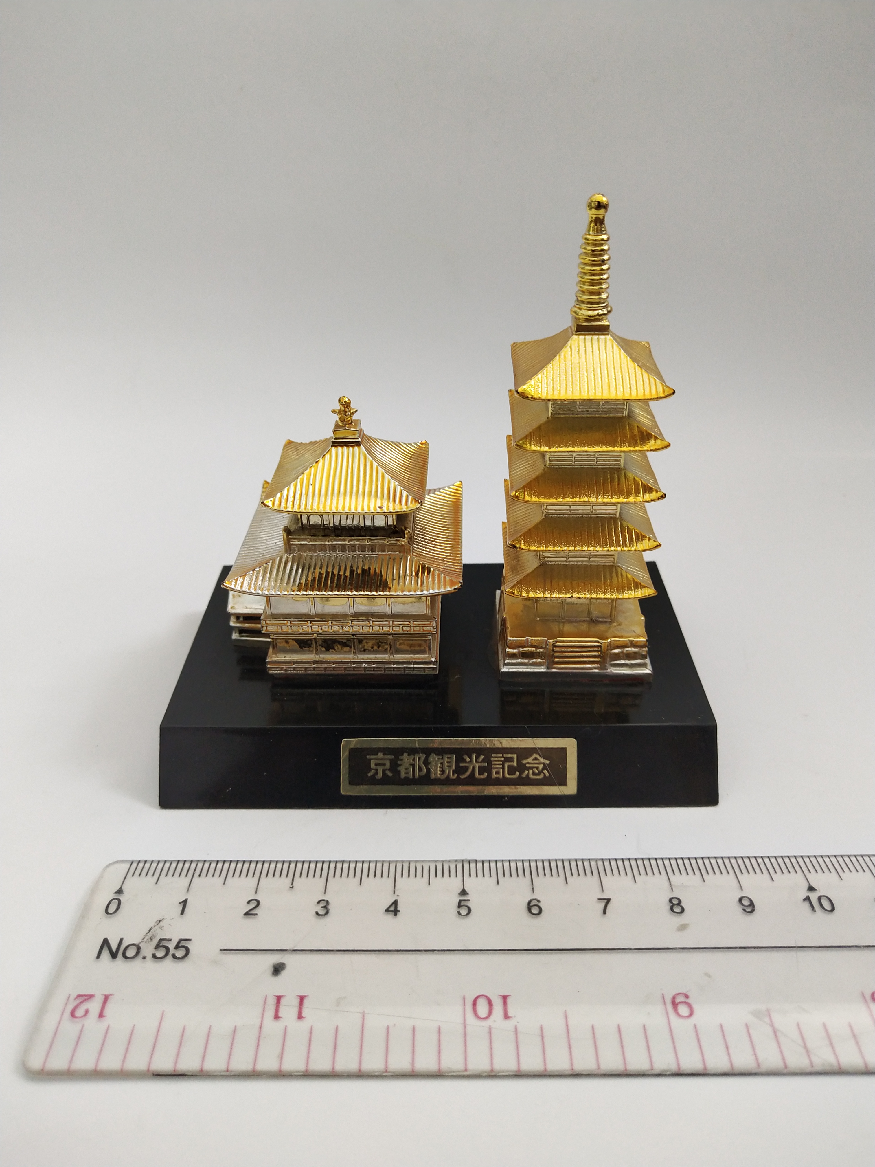 มีหลายภาพ โมเดลวัด คิงกะกุ เป็นวัดในเคียวโตะ ญี่ปุ่น เป็นงานพลาสติกโมเดล