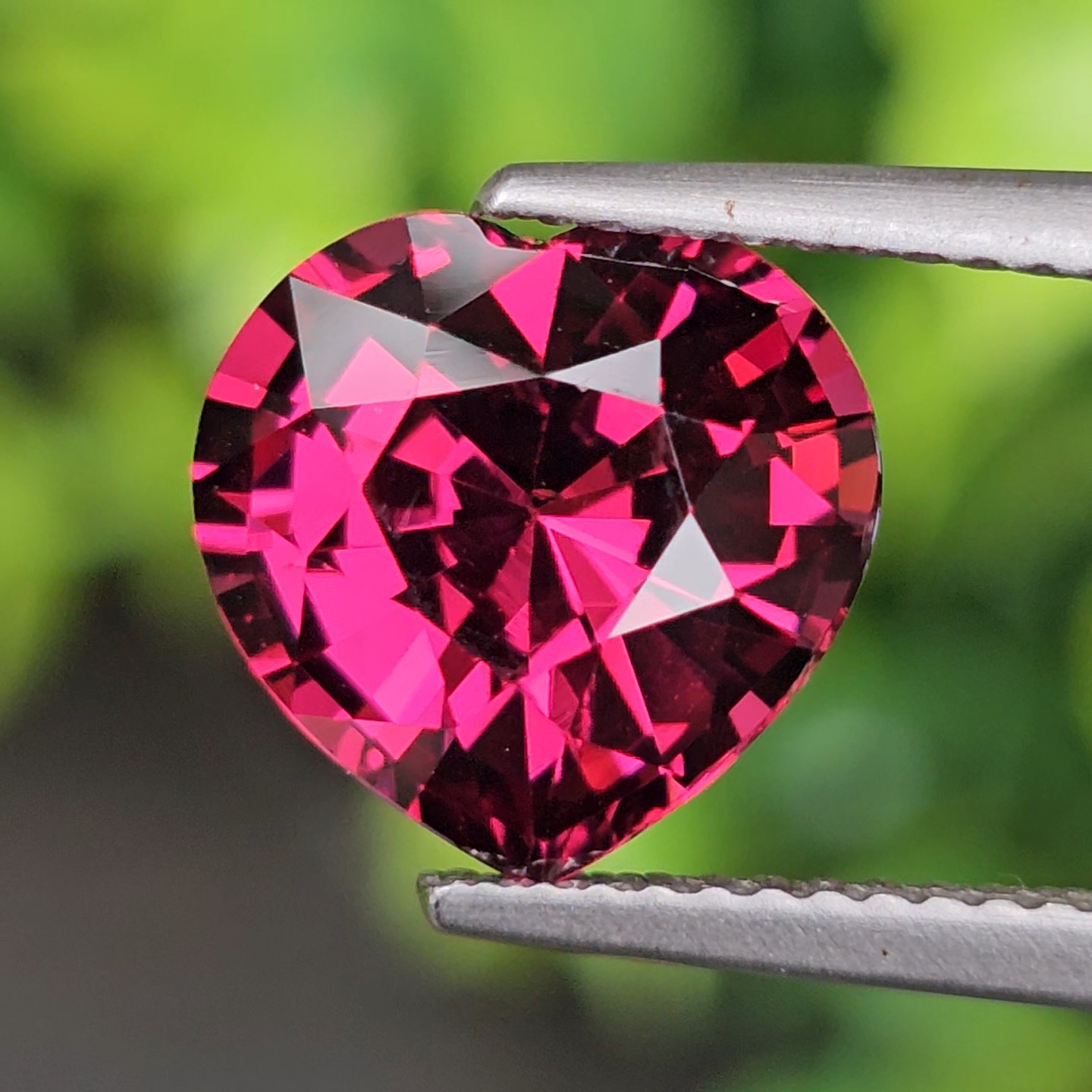 พลอย อุมบาไลต์ การ์เน็ต Umbalite Garnet 4.26 กะรัต (Cts.) ดิบ Unheated พร้อมใบเซอร์ AIG พลอยแท้ อัญมณีมงคลประจําวันเกิด เครื่องประดับพลอย