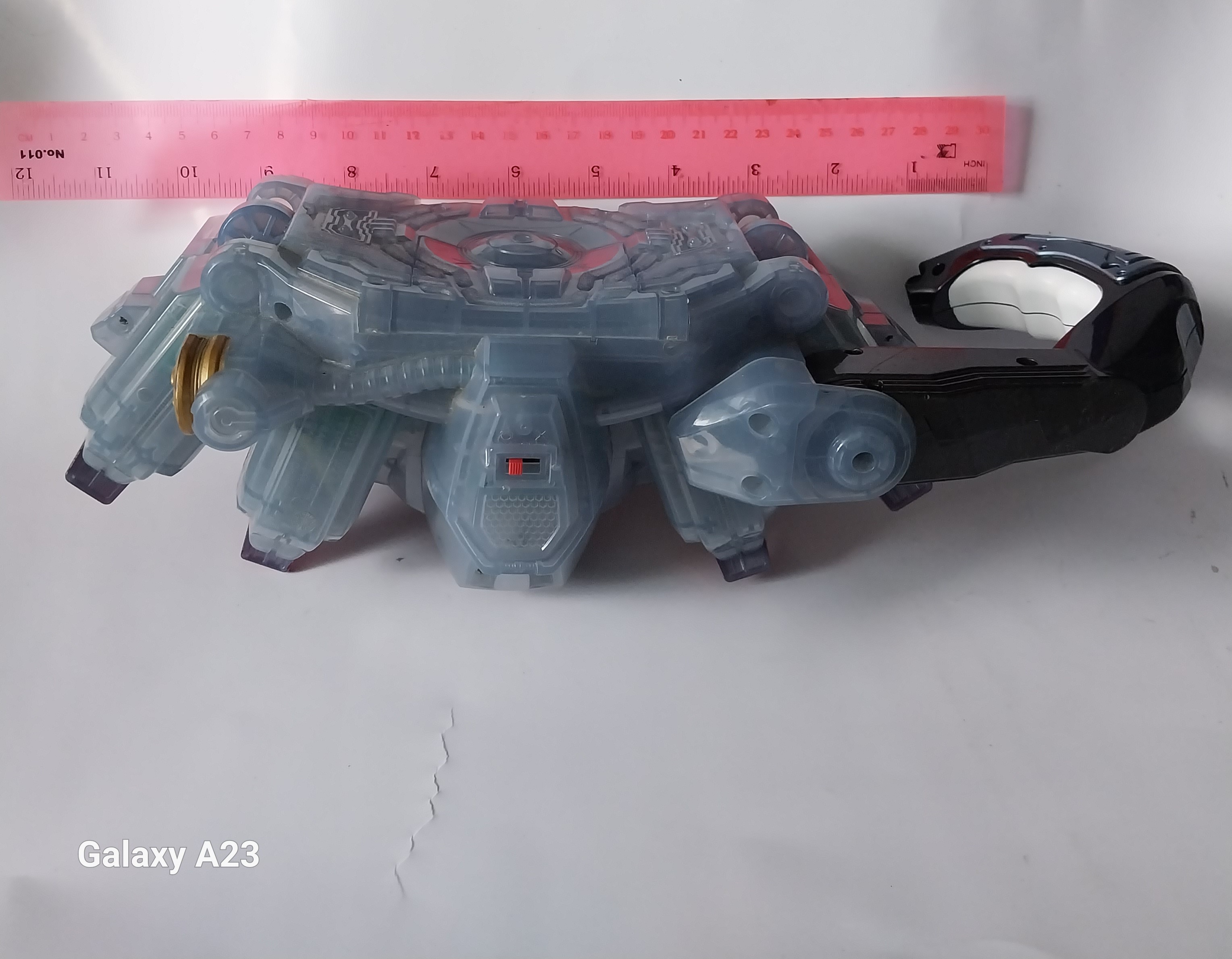 มีหลายภาพอุปกรณ์แปลงร่าง ไรเดอร์โฟรเซ่ ของมีตามภาพ ไม่เช็คระบบไฟ