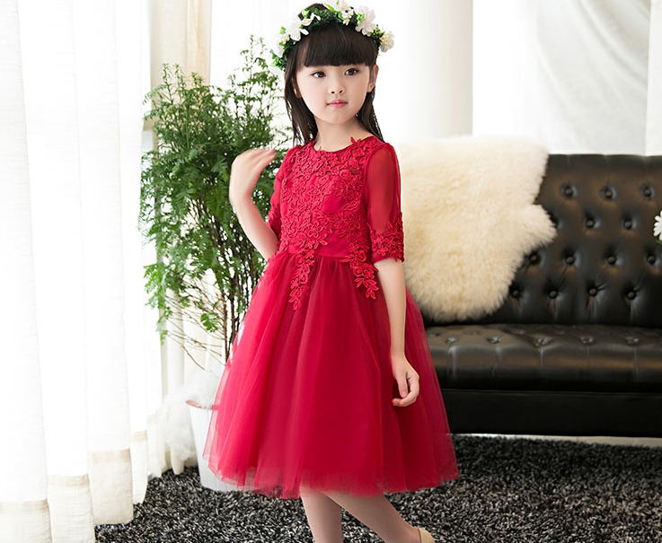 Pre-order ชุดราตรีเด็ก ชุดออกงาน ชุดกระโปรง สไตล์เจ้าหญิง แขนยาว แต่งผ้าลูกไม้ช่วงอก กระโปรงตาข่าย มีซิปหลัง