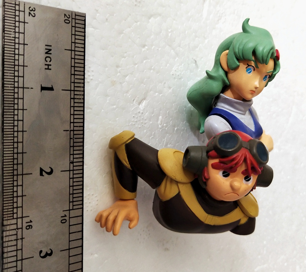 ของเล่น ของสะสม ฟิกเกอร์ บัซครึ่งตัว พระเอกคนขับหุ่น ดาแกรม/ดั๊กแกรม และนางเอก