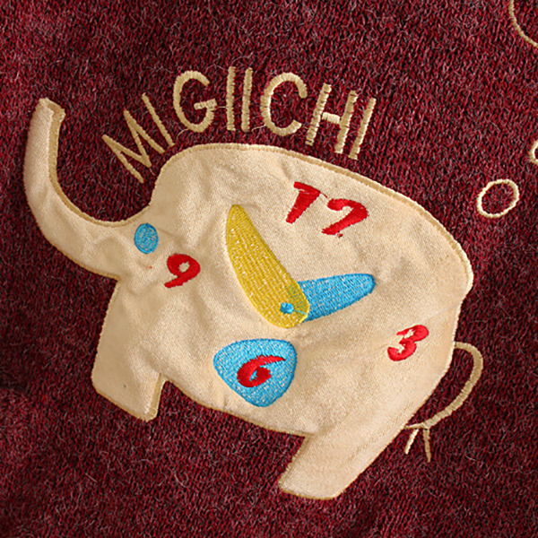 เสื้อไหมพรมตัวยาว ปักลายช้าง แต่งกระเป๋าคู่ (11655LM)