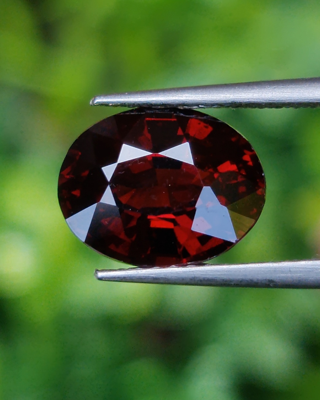 พลอย โรโดไลต์ กาเน็ท Rhodolite Garnet 3.00 กะรัต Cts.พลอยแท้ อัญมณีมงคลประจําวันเกิด เครื่องประดับพลอย