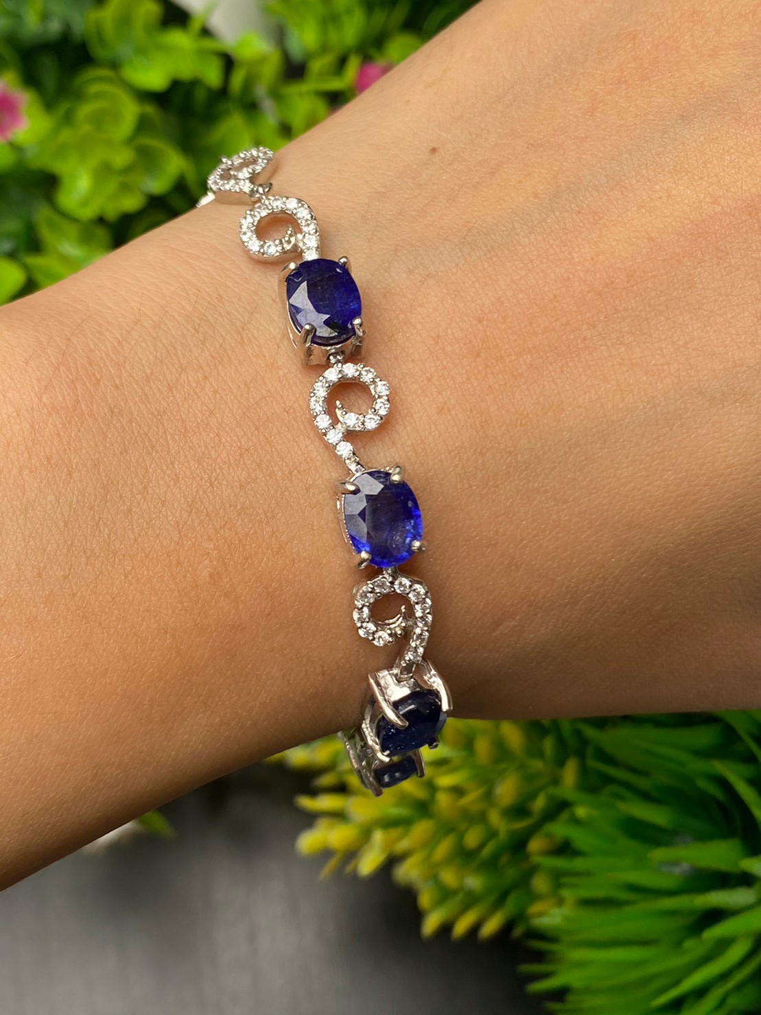 สร้อยข้อมือ พลอยแท้ ไพลิน Blue Sapphire Bracelet 12 กะรัต 4 เม็ด พลอยแท้ อัญมณีมงคลประจําวันเกิด เครื่องประดับพลอย