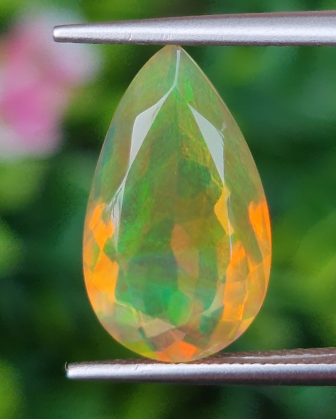 พลอย ฮันนี่ โอปอล Honey Opal 4.16 กะรัต (Cts.) พลอยแท้ อัญมณีมงคลประจําวันเกิด เครื่องประดับพลอย