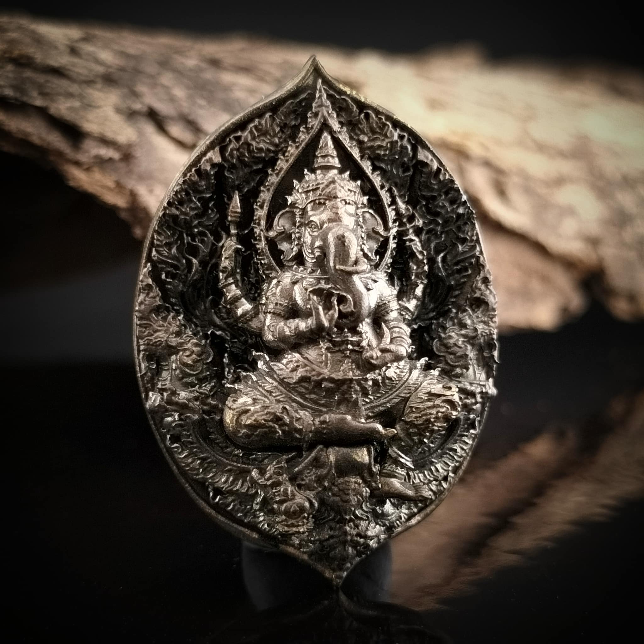 พระพิฆเณศหลังพญาครุฑ รุ่น จิตสมปรารถนา