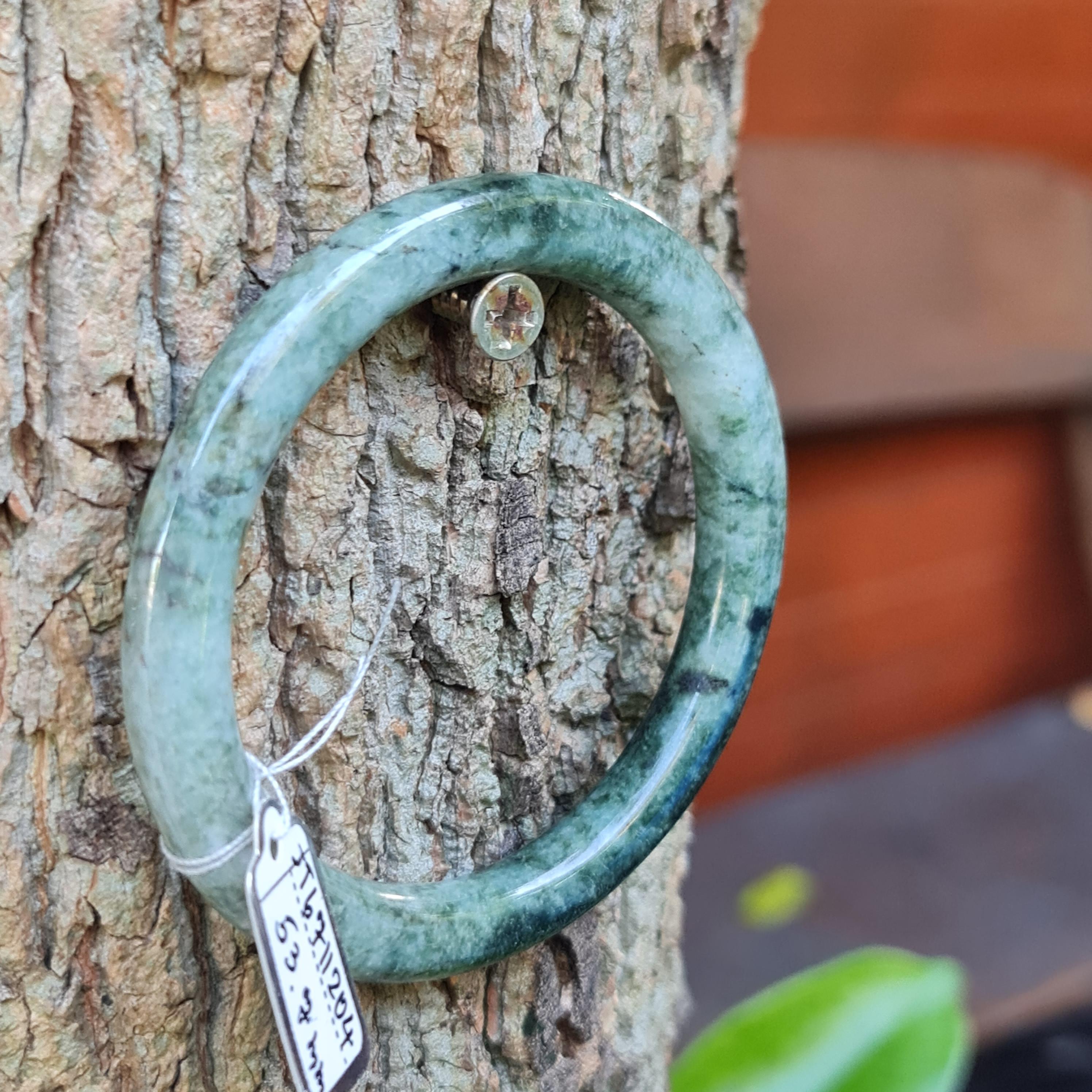 JT6711204 หยก พม่า แท้ Jade กำไลหยก 53.7 มม. (Jadeite bracelet) พม่า (Myanmar)