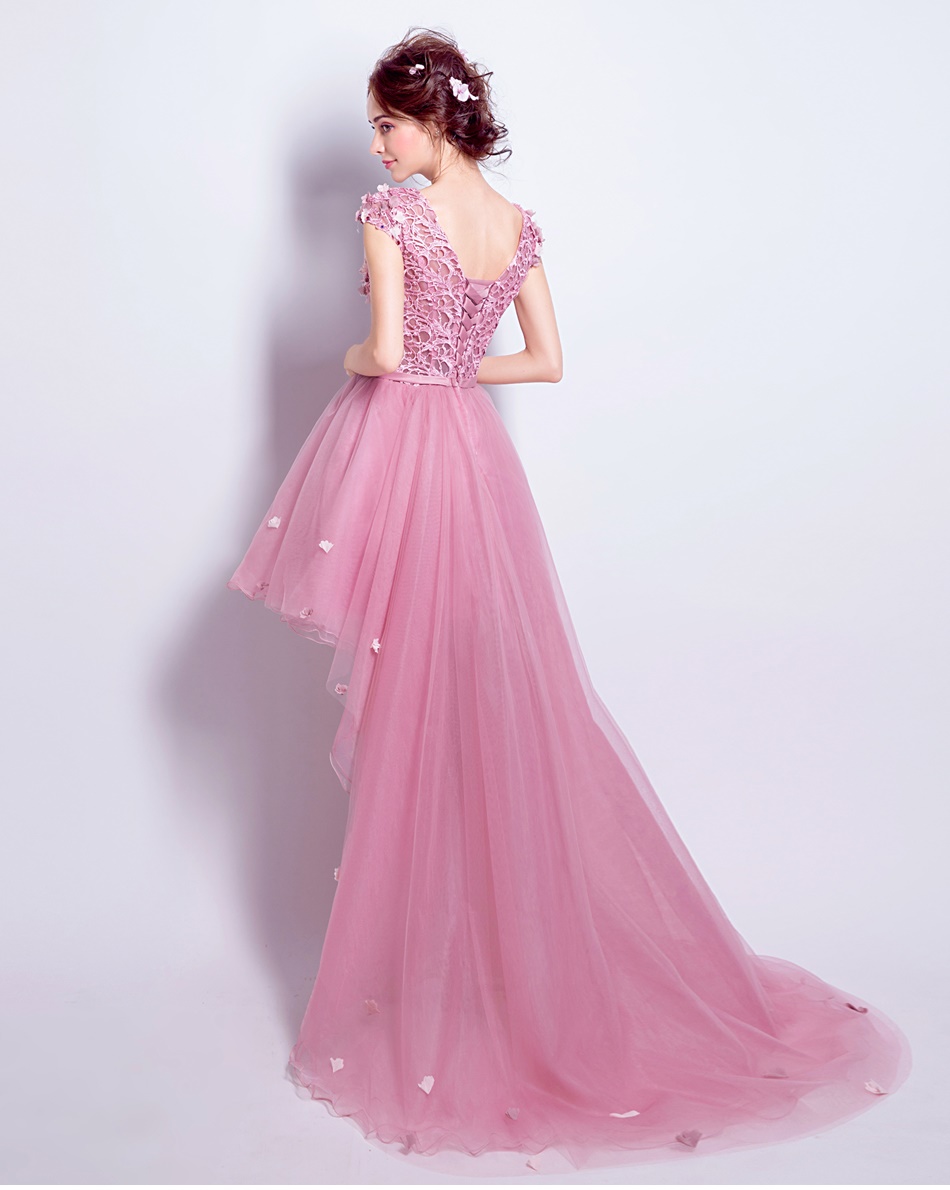 Pre-order ชุดแฟนซี ชุดเจ้าสาว ชุดราตรี สีชมพู แขนกุด ผ้าลูกไม้ แต่งดอกไม้ช่วงบน เชือกผูกหลัง