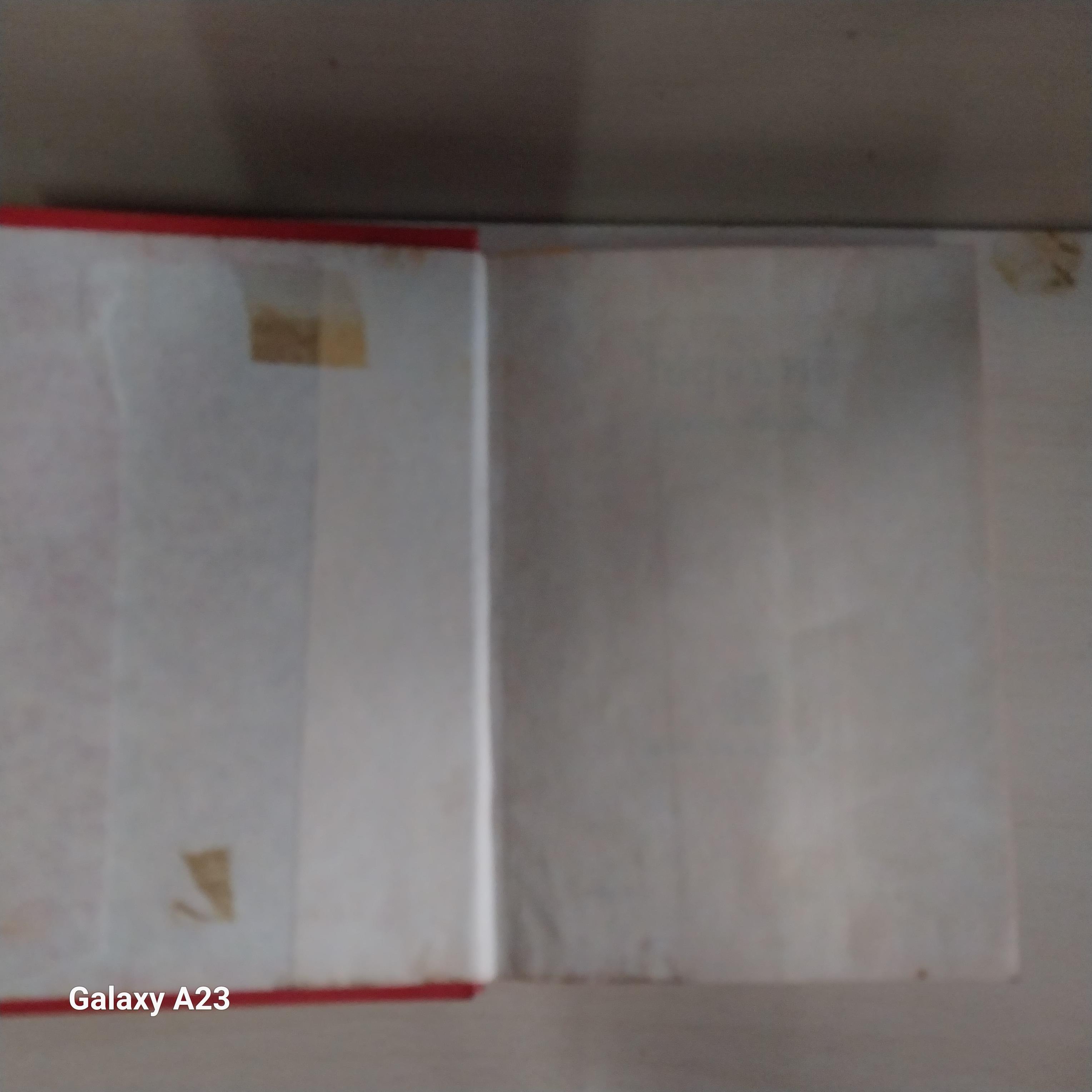 มีหลายภาพ * หนังสือเก่ามีตำหนิโปรดดูทุกภาพ หนังสือนิยายเก่า มาก 2 เล่มจบ ปกแข็ง เรื่อง ไปสู่ฉิมพลี โดย กฤษณา อโศกสิน พิมพ์ครั้งที่ 2 พ.ศ 2520 โดยรวมสภาพดี ราคาปก 100 บาท