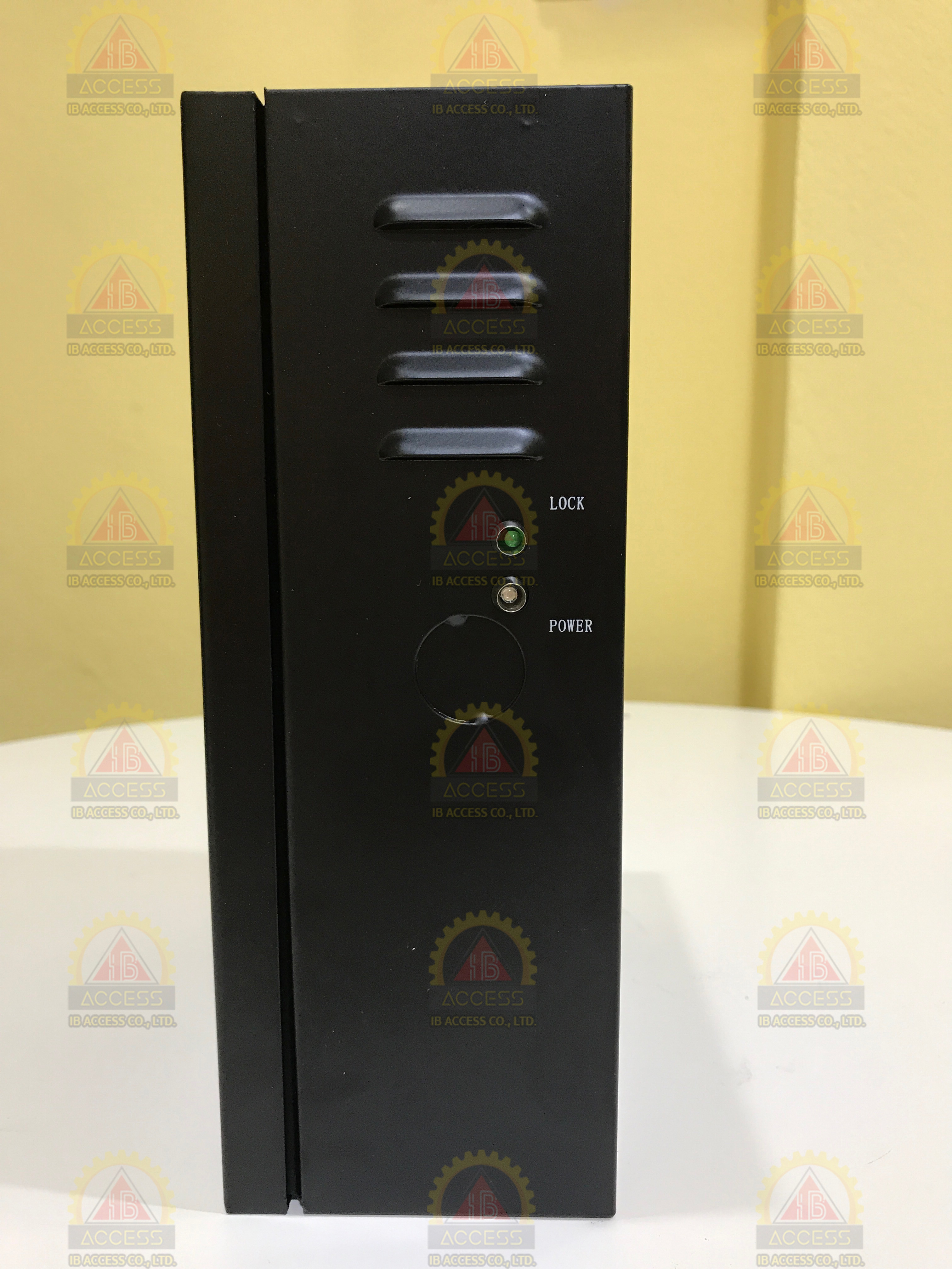 Power Supply 12Vdc 3A. ยี่ห้อ HIP รุ่น 902-3C พร้อม Battery 12V 7Ah. ยี่ห้อ HIP