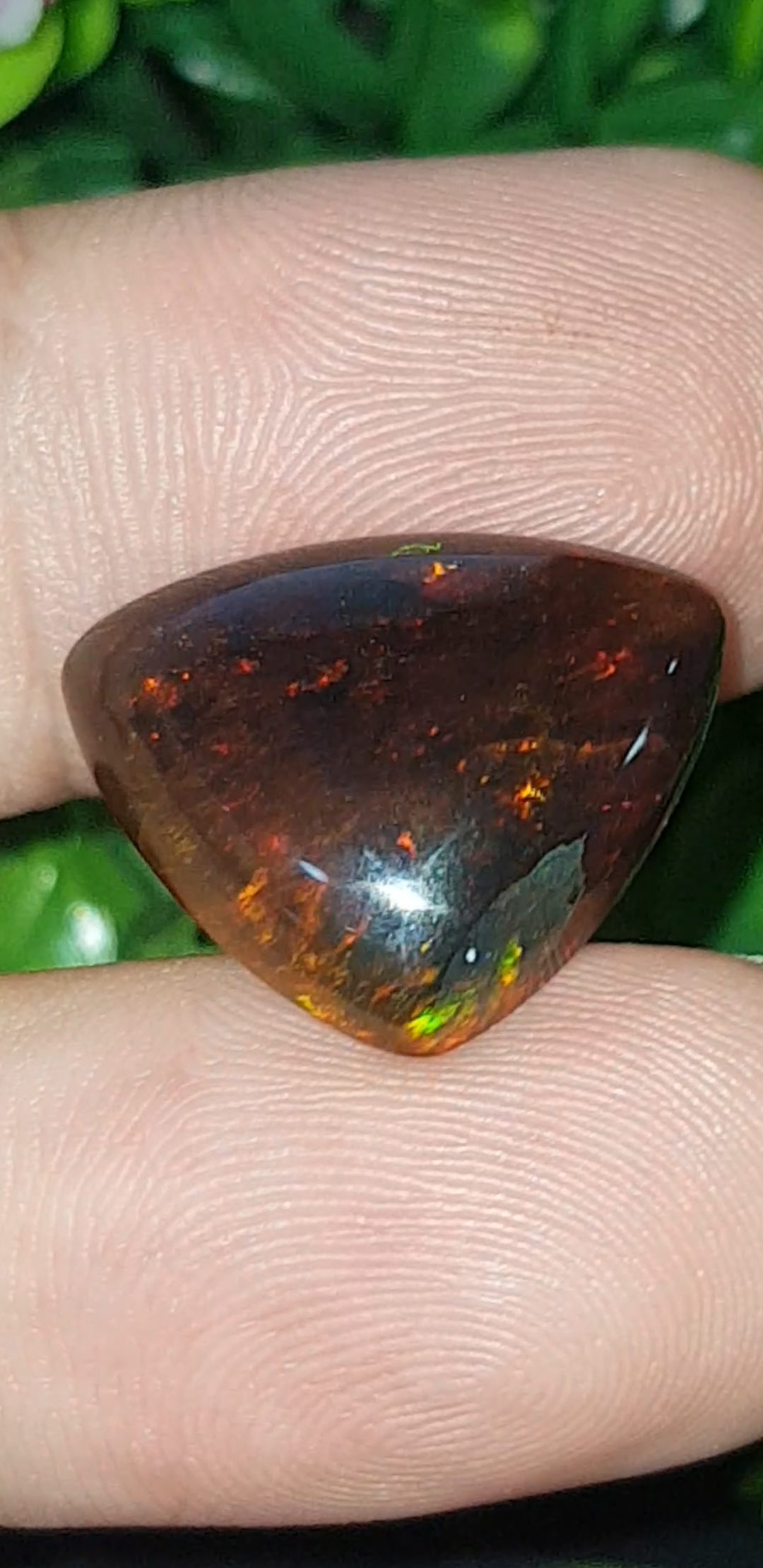 พลอย โอปอล Opal 8.14 กะรัต (Cts.) พลอยแท้ อัญมณีมงคลประจําวันเกิด เครื่องประดับพลอย