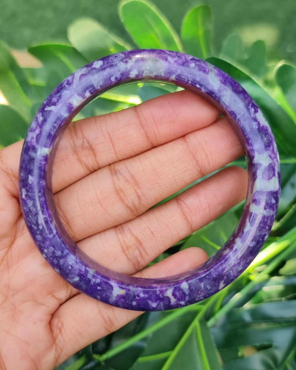 กำไล ชารอยต์ (Charoite) Size 61.5 พลอยแท้ อัญมณีมงคลประจําวันเกิด เครื่องประดับพลอย