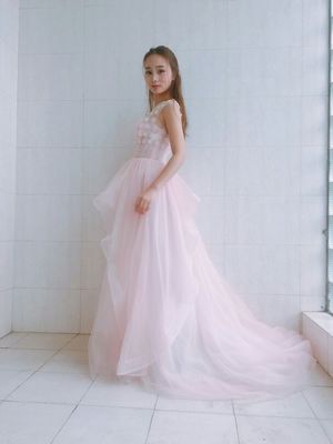 Pre-order ชุดแฟนซี ชุดเจ้าสาว ชุดราตรียาว สีชมพู แขนสั้น ซีทรู แต่งคริสตัลช่วงบน กระโปรงยาว ซิปหลัง