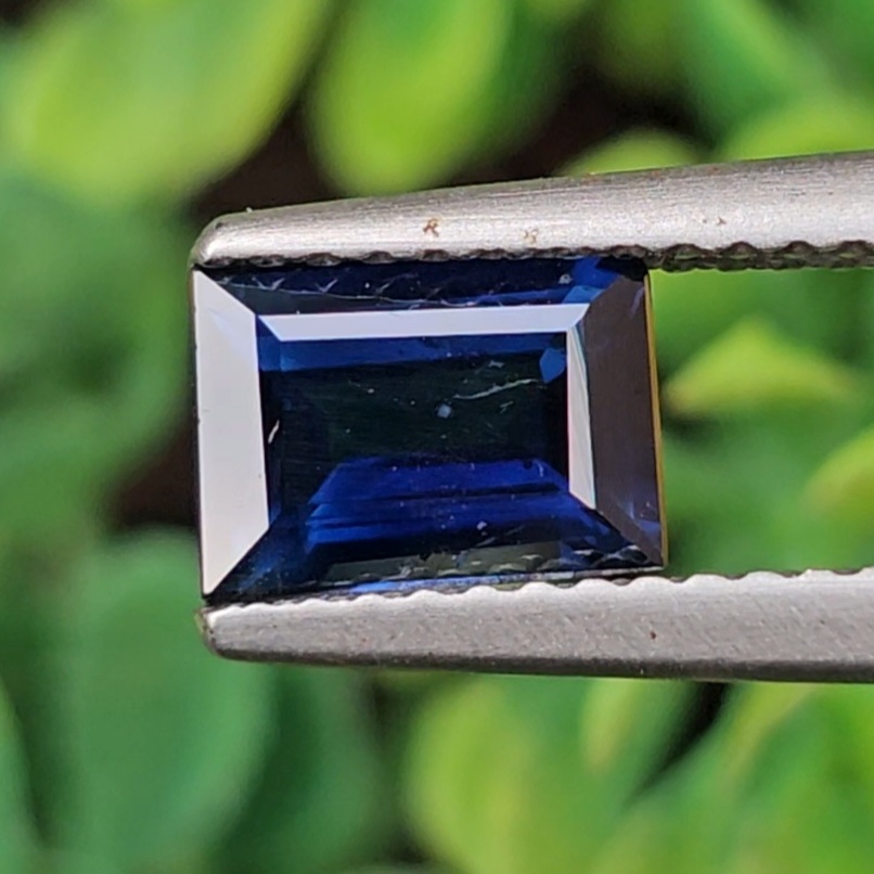 พลอย ไพลิน blue sapphire 1.24 กะรัต (Cts.) พลอยแท้ อัญมณีมงคลประจําวันเกิด เครื่องประดับพลอย