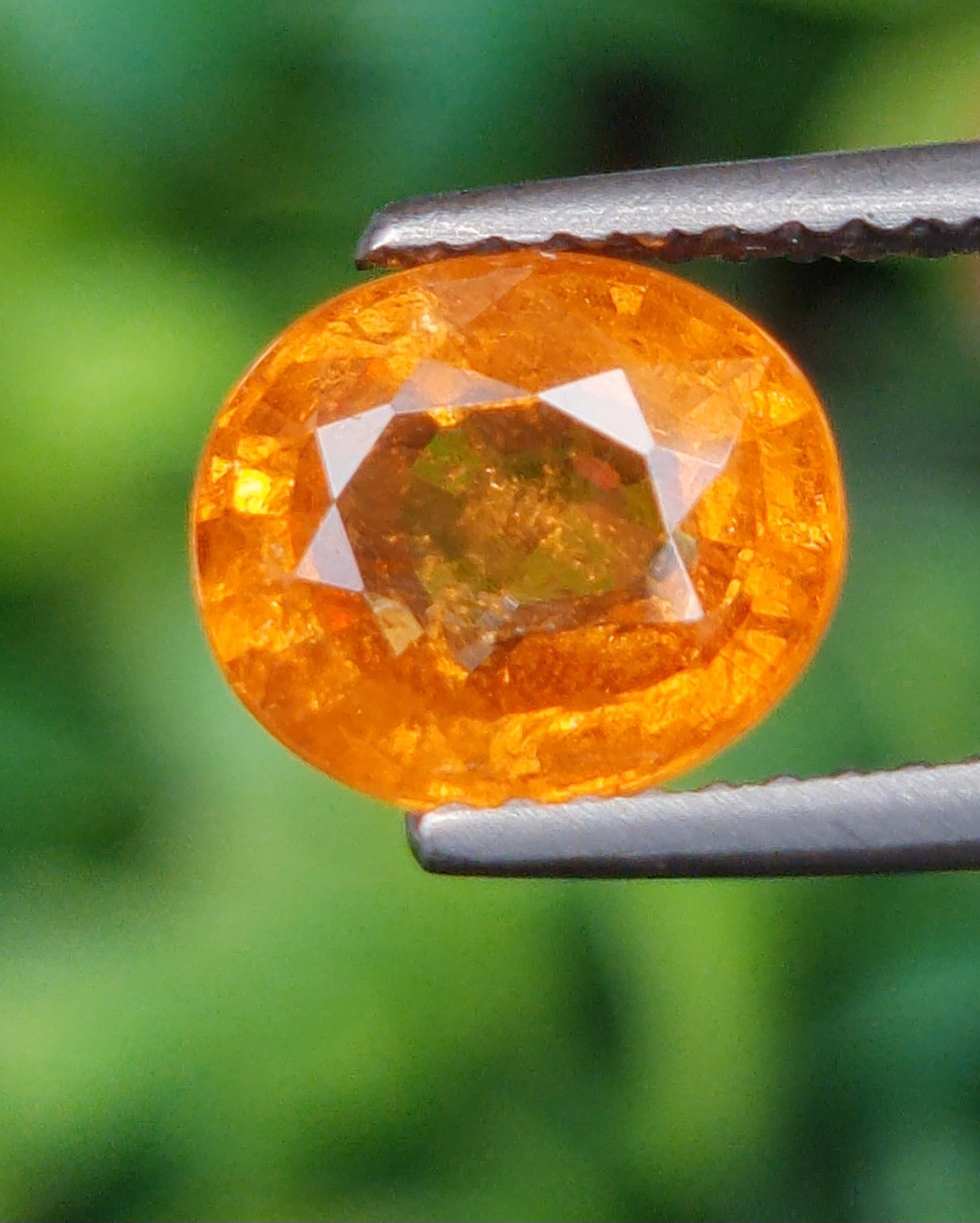 พลอย สเปสซาร์ไทต์ Spessartite Garnet 2.61 กะรัต Cts. พลอยแท้ อัญมณีมงคลประจําวันเกิด เครื่องประดับพลอย