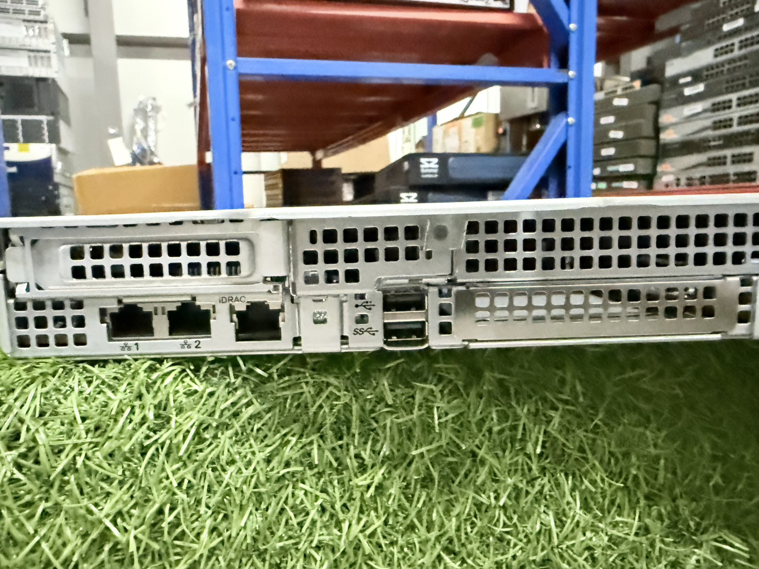 Server Dell PowerEdge R450(Silver 4314/16GB*2/HDD 2.4TB*8)+Power 800W*2 + Raid H755